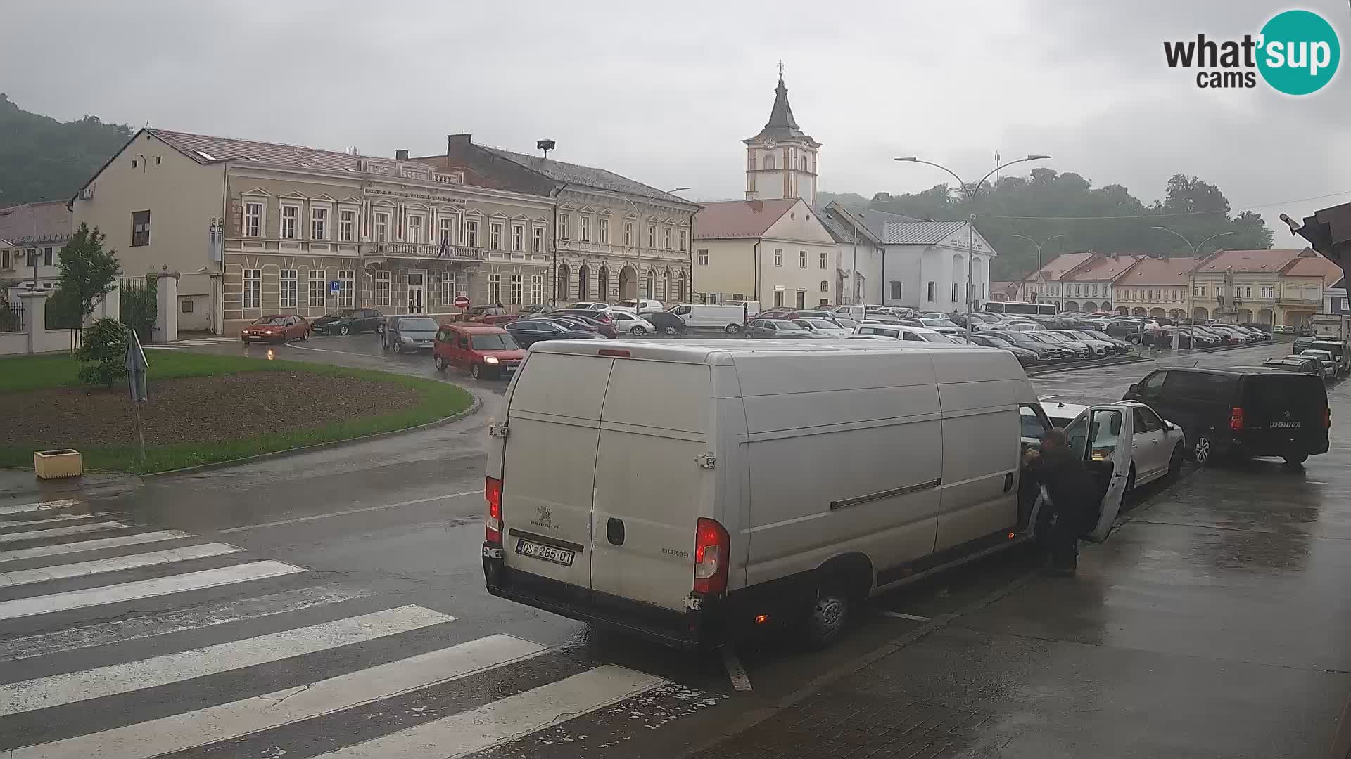 Spletna kamera Požega – Trg Svetog Trojstva
