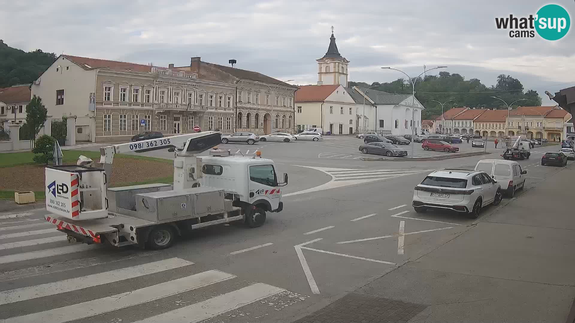 Spletna kamera Požega – Trg Svetog Trojstva