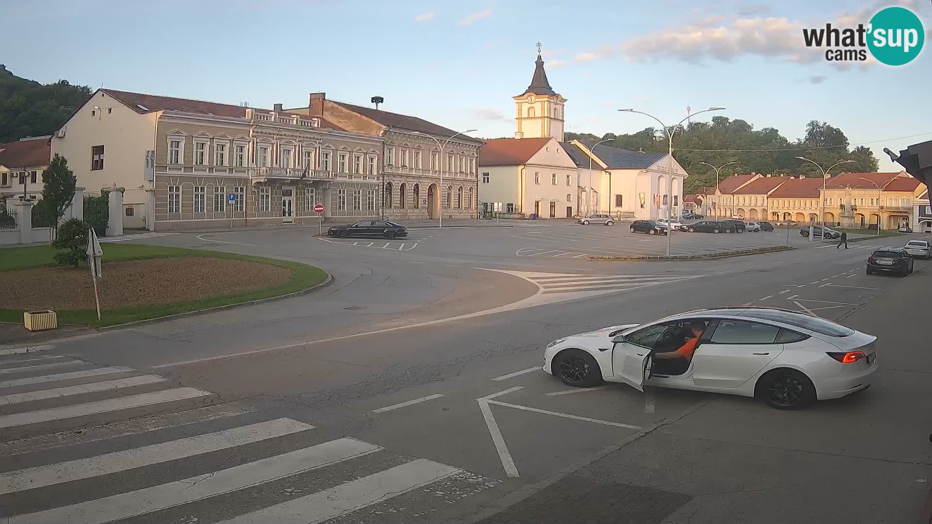 Spletna kamera Požega – Trg Svetog Trojstva