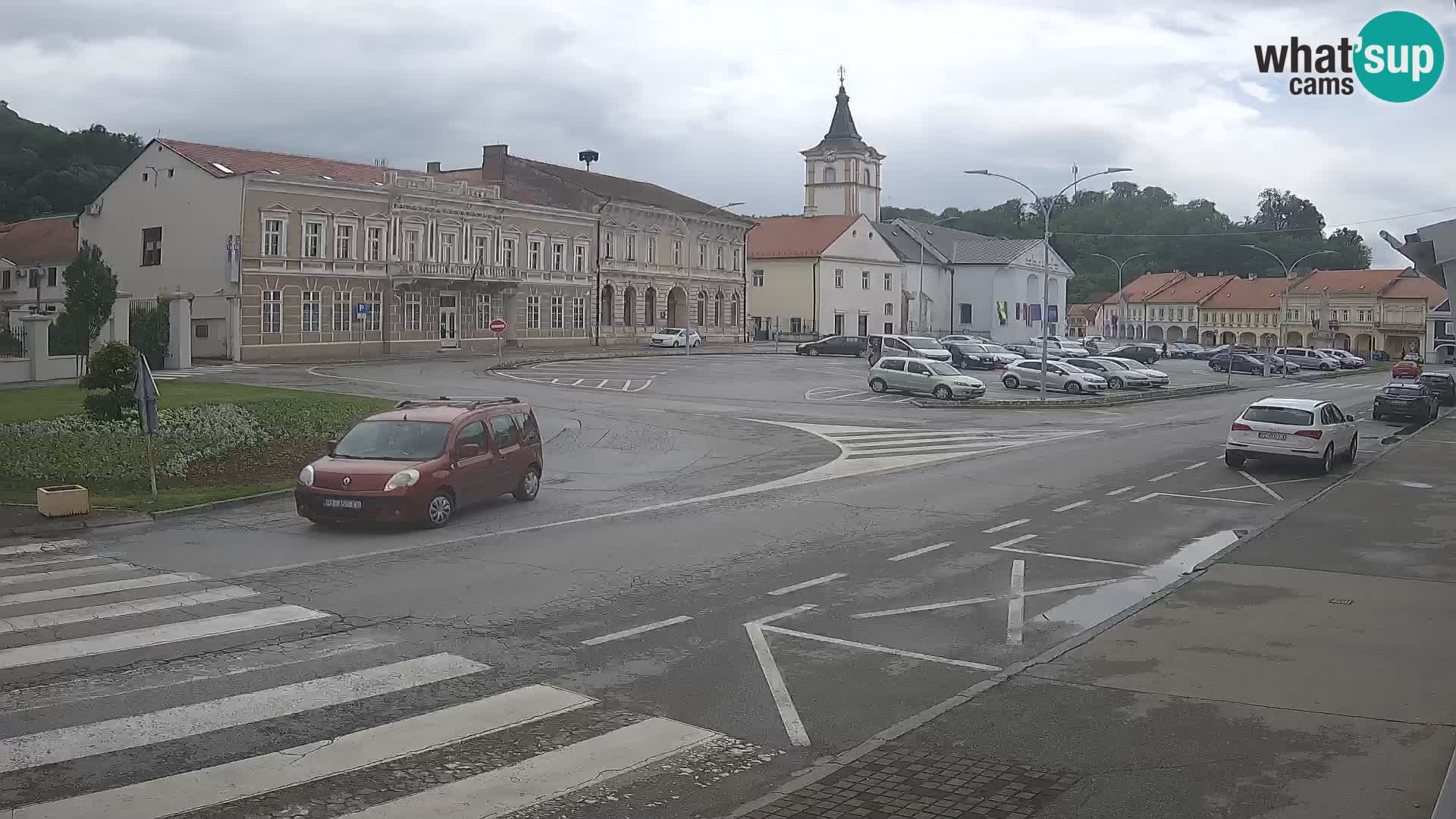 Spletna kamera Požega – Trg Svetog Trojstva