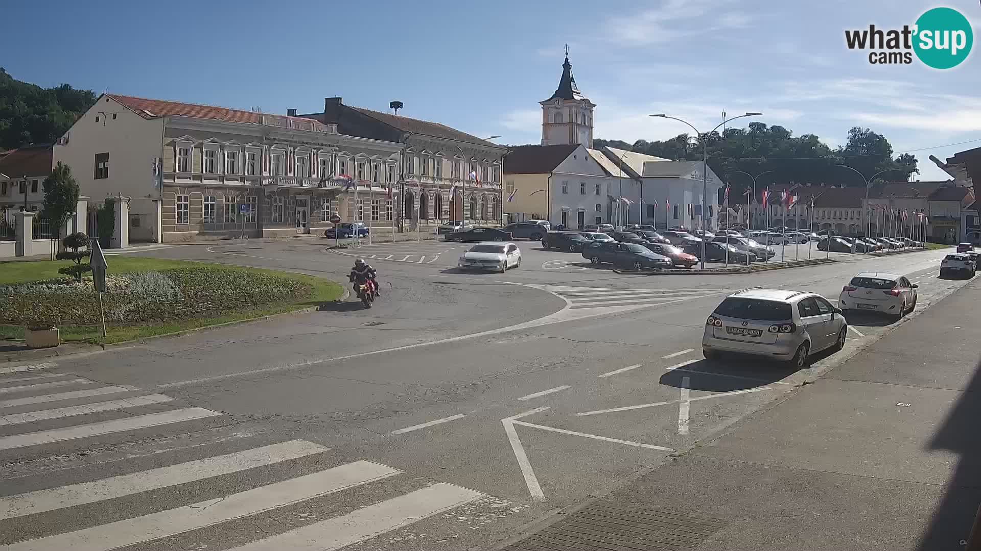 Spletna kamera Požega – Trg Svetog Trojstva