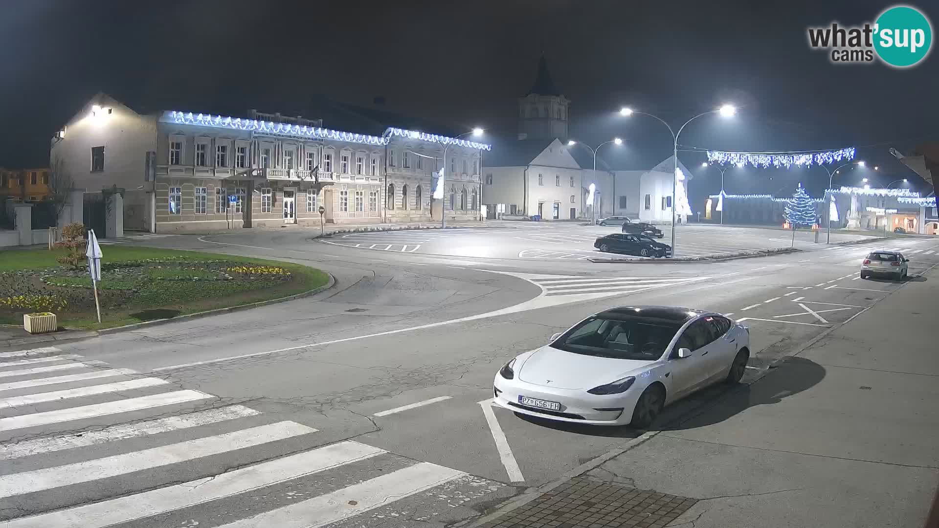 Spletna kamera Požega – Trg Svetog Trojstva