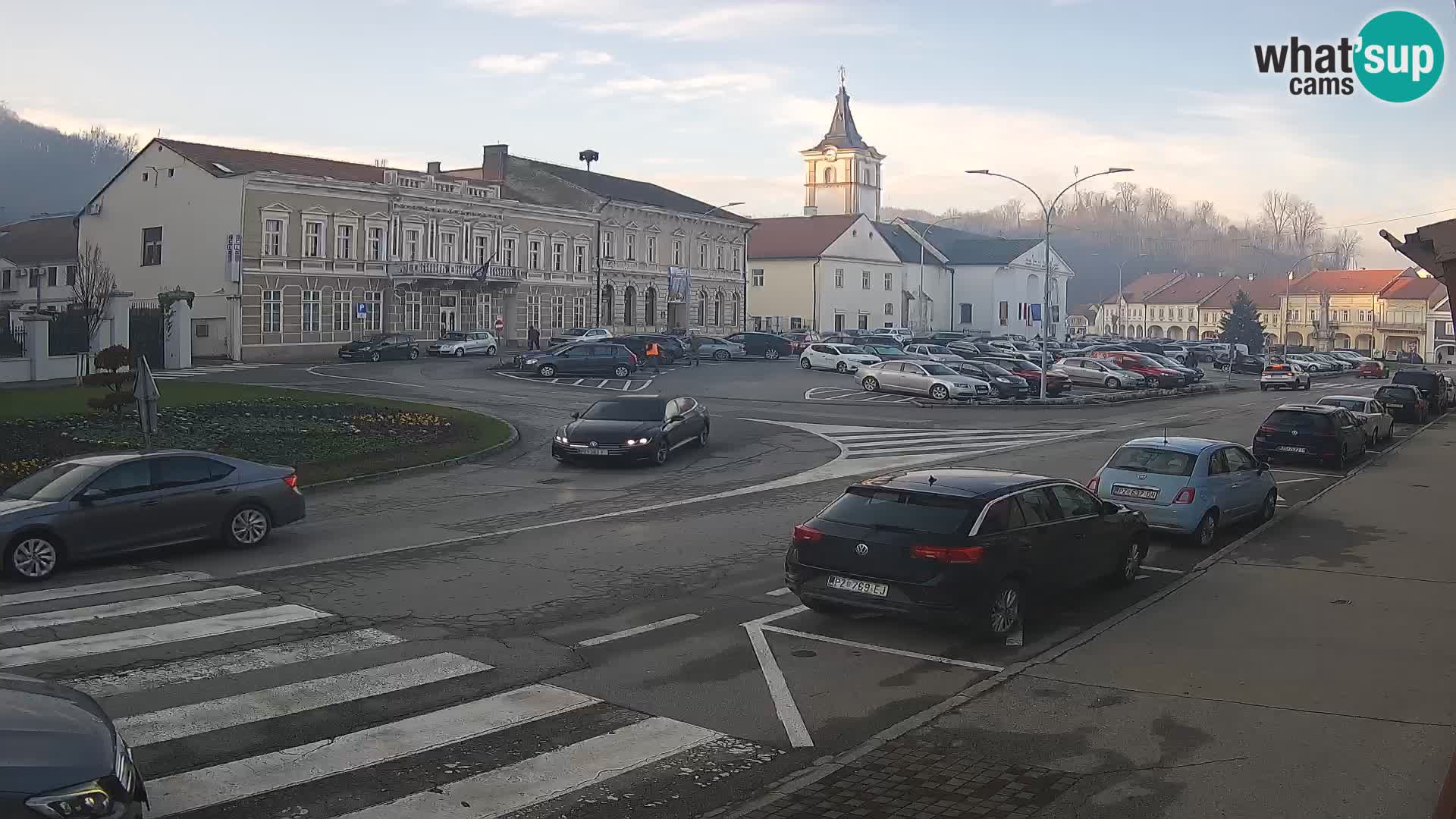 Web kamera Požega – Trg Svetog Trojstva