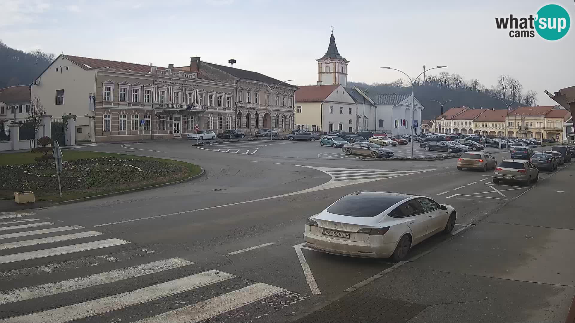 Spletna kamera Požega – Trg Svetog Trojstva