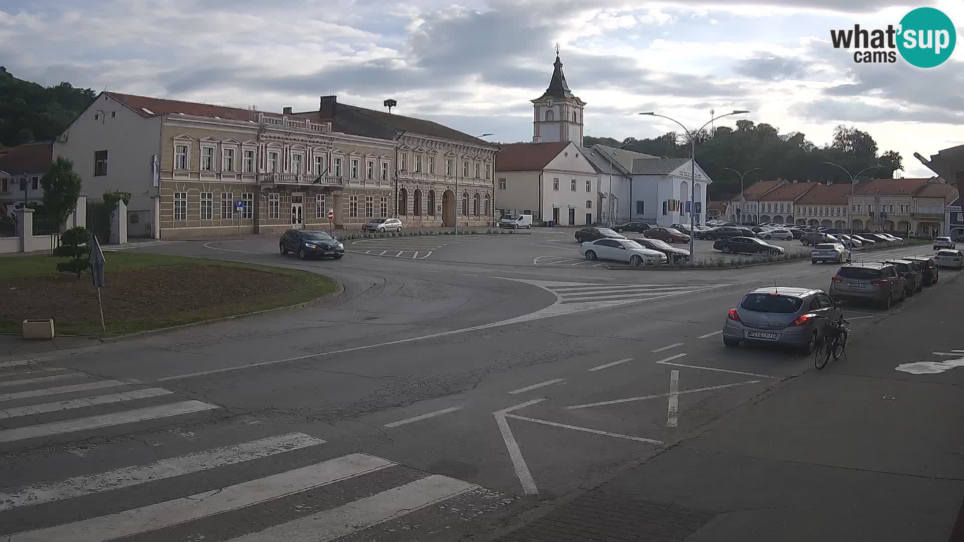 Spletna kamera Požega – Trg Svetog Trojstva