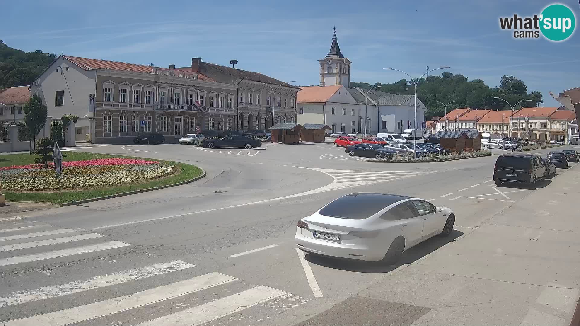 Spletna kamera Požega – Trg Svetog Trojstva