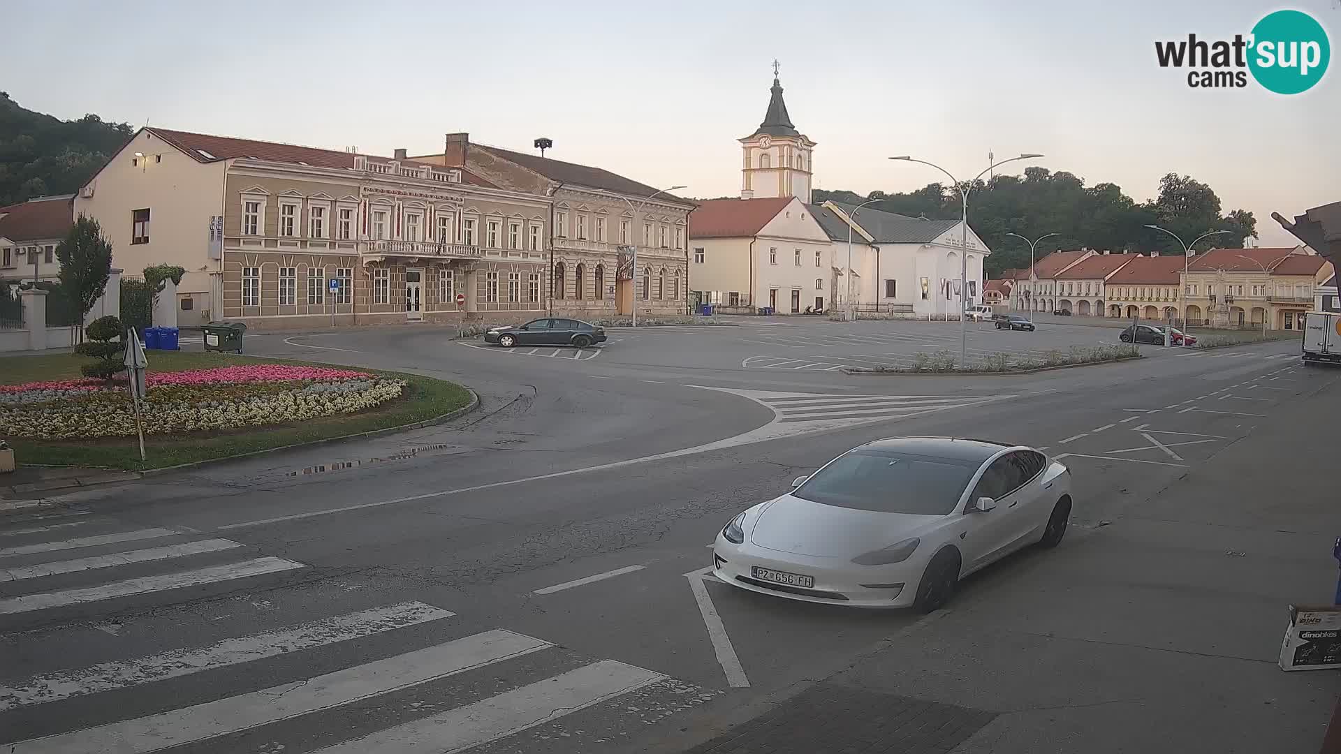 Web kamera Požega – Trg Svetog Trojstva