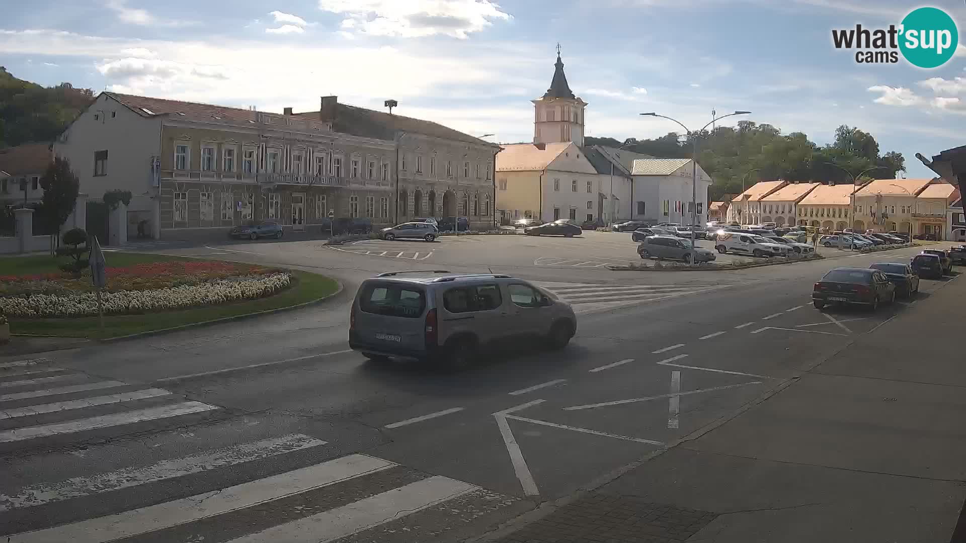 Spletna kamera Požega – Trg Svetog Trojstva