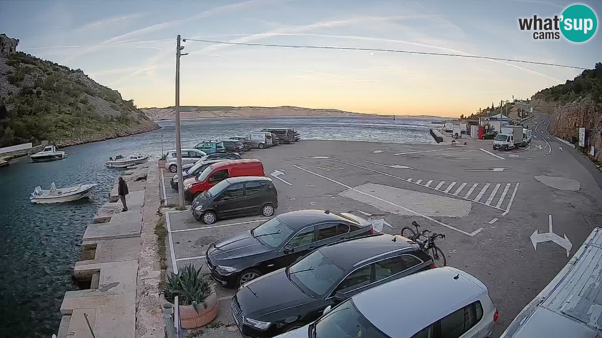 Webcam Prizna ferry port to Pag island