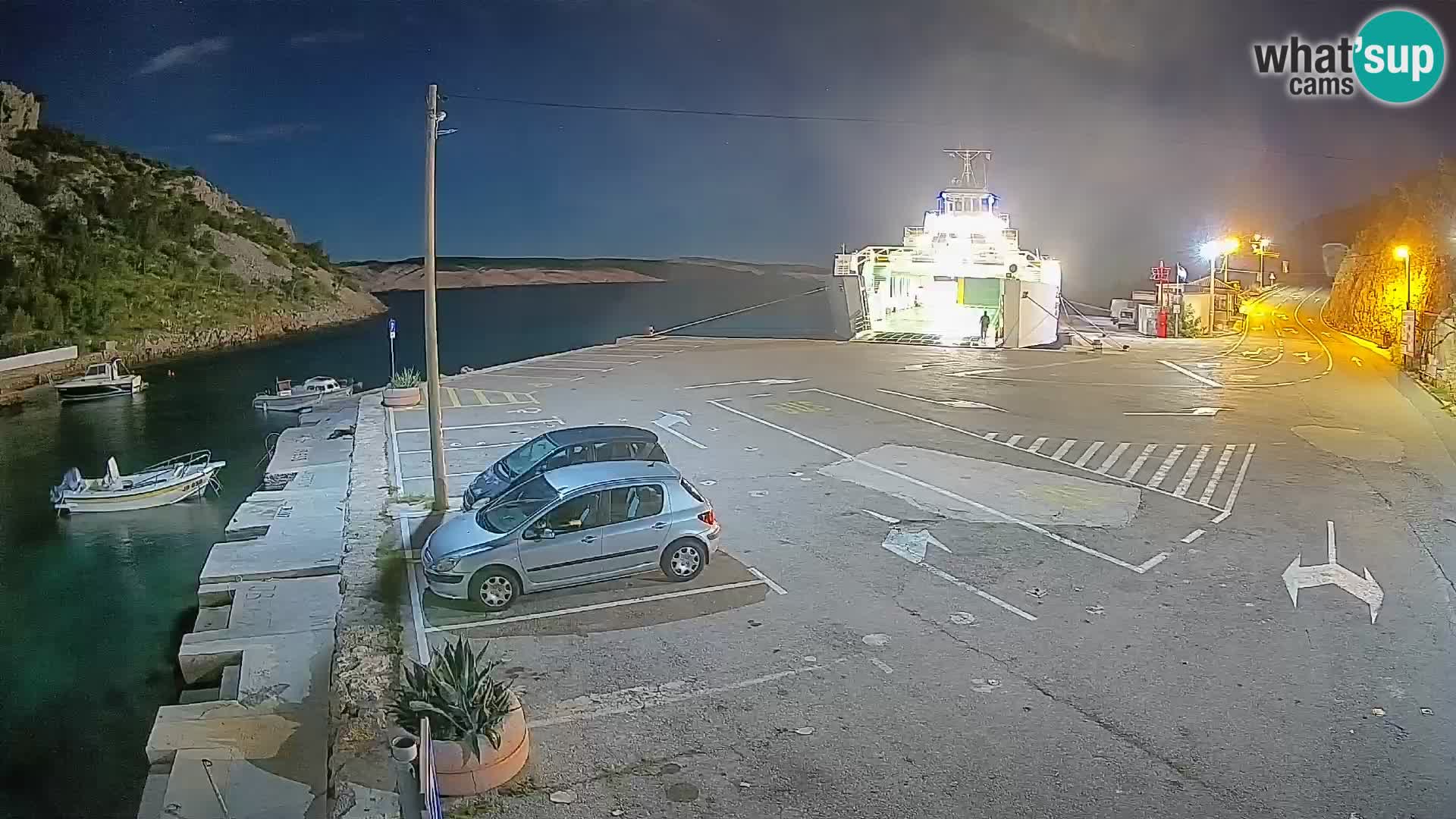 Webcam Prizna ferry port to Pag island