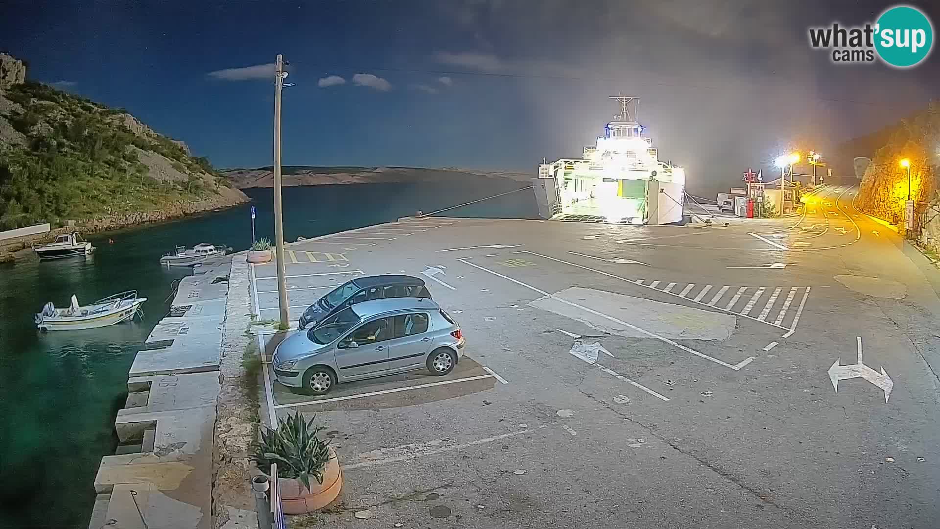 Webcam Prizna ferry port to Pag island