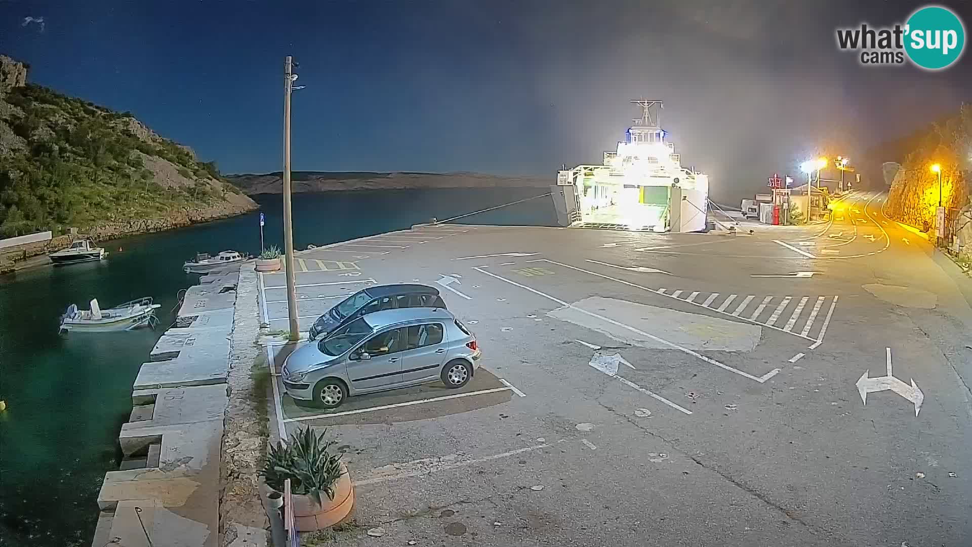 Webcam Prizna ferry port to Pag island