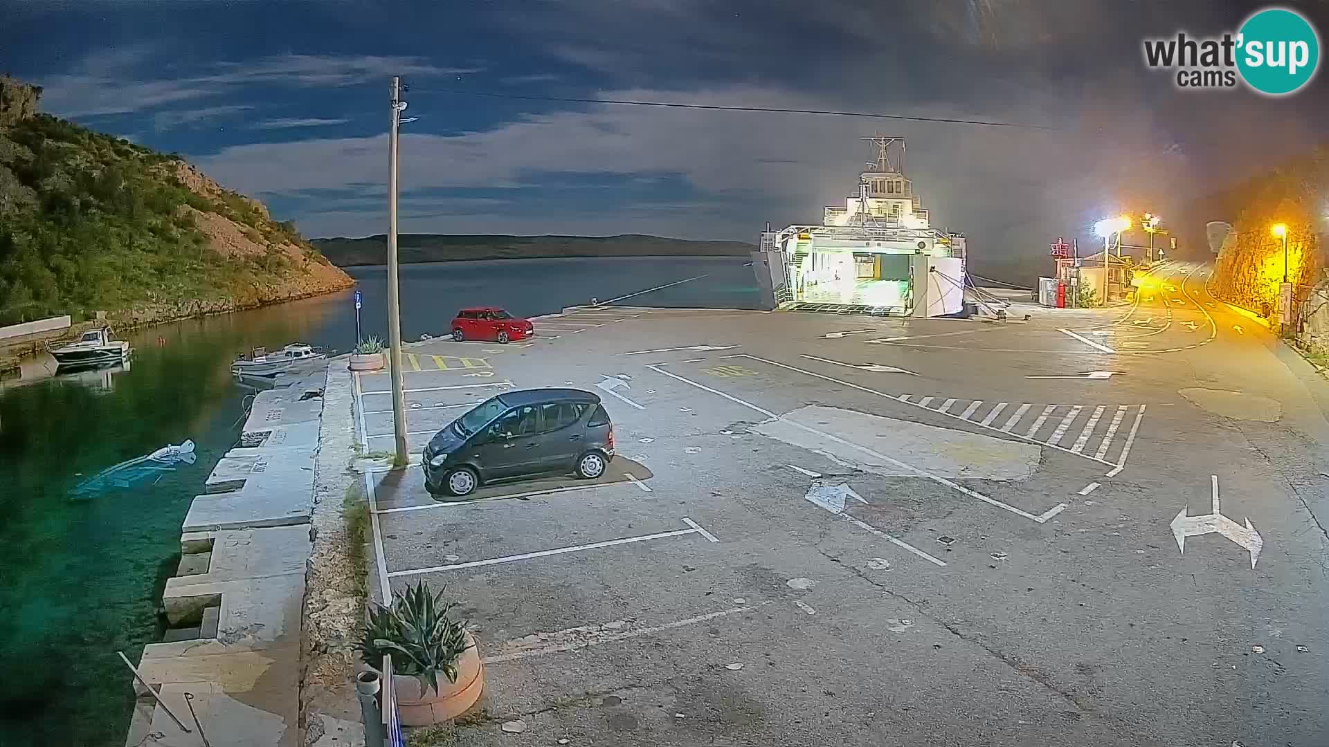 Webcam Prizna ferry port to Pag island
