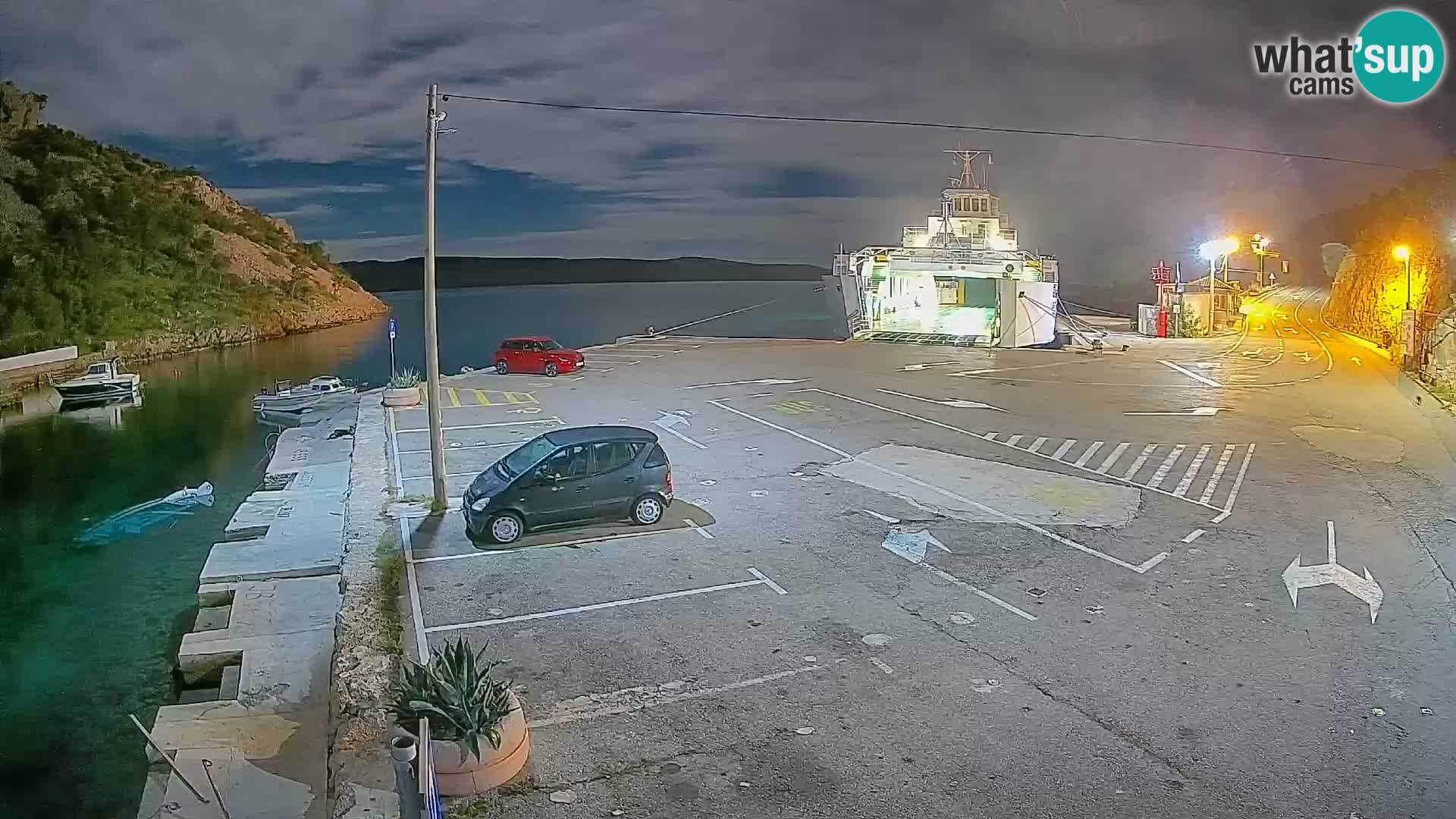 Webcam port de ferry de Prizna – vers l’île de Pag