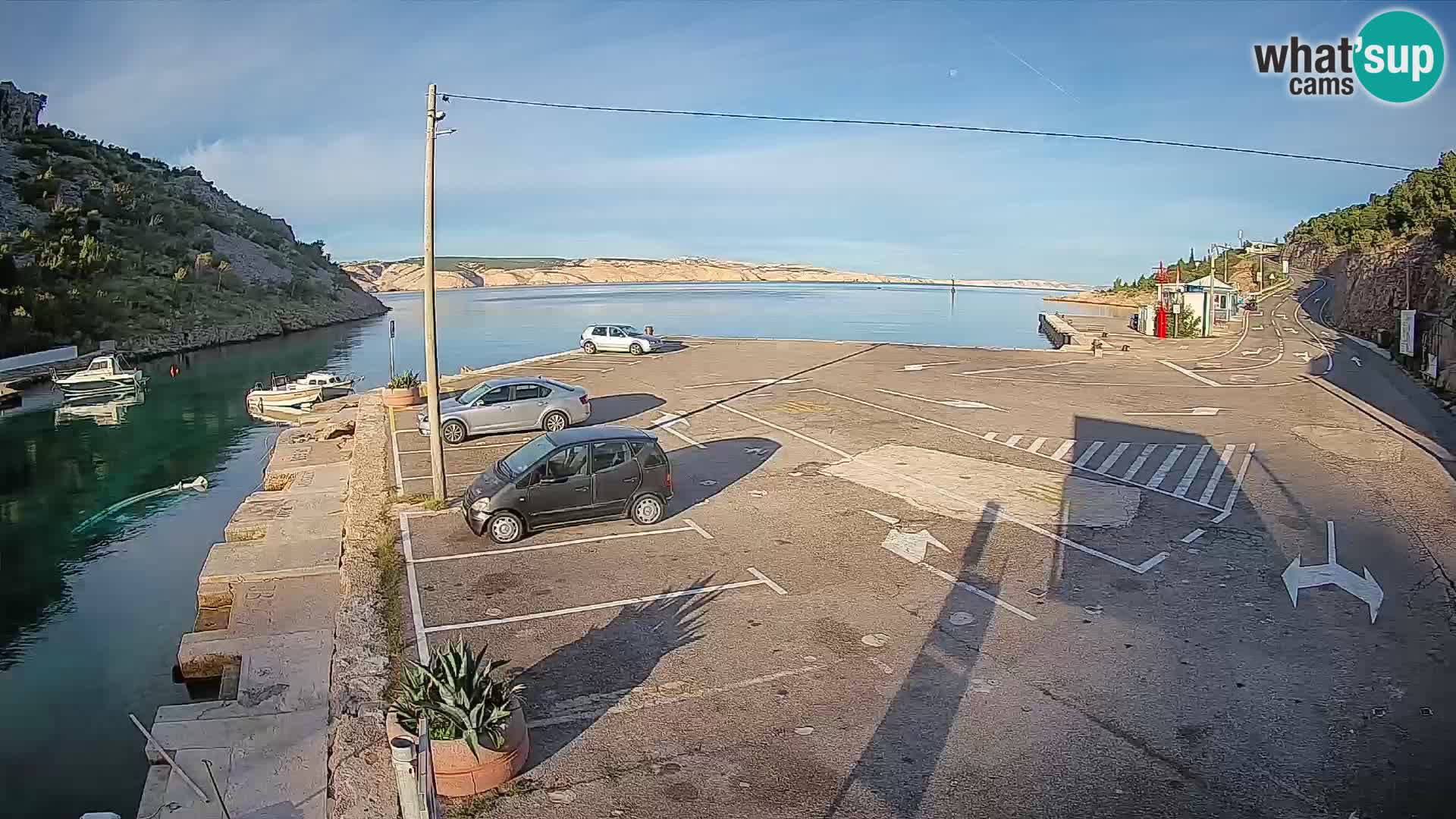 Webcam Prizna ferry port to Pag island