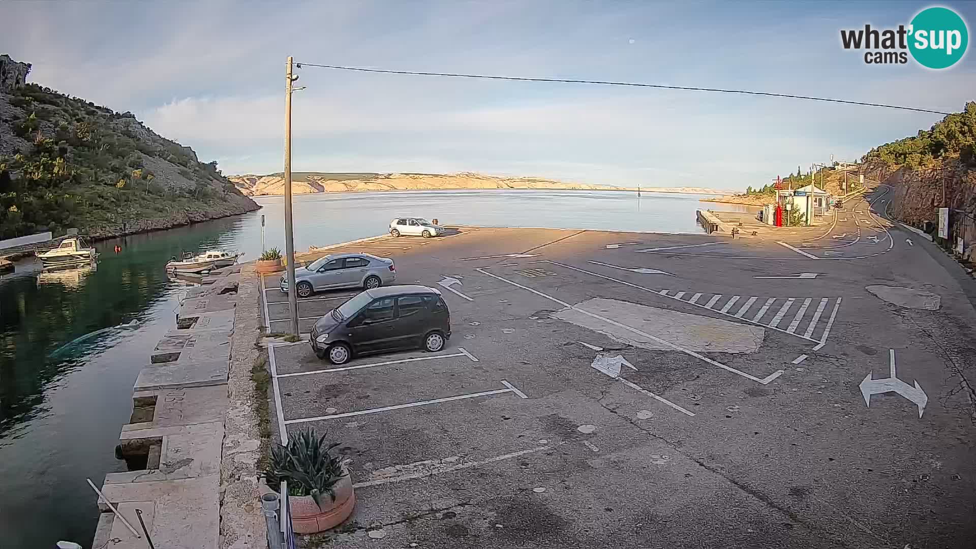 Webcam port de ferry de Prizna – vers l’île de Pag