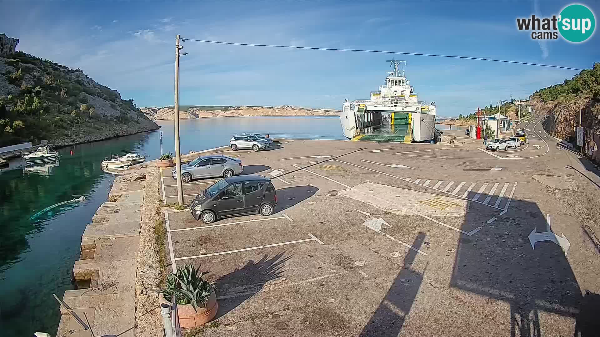 Webcam port de ferry de Prizna – vers l’île de Pag