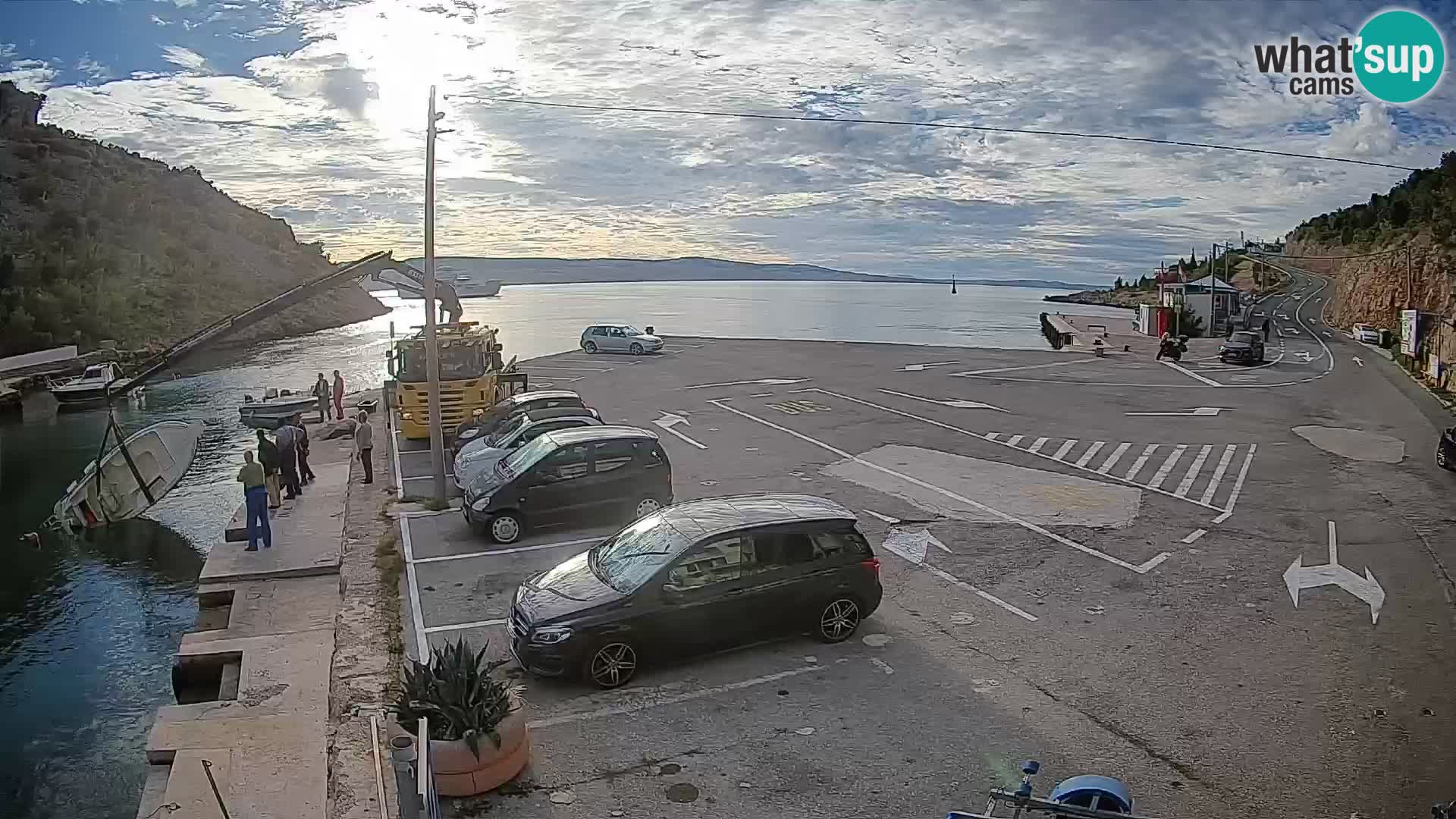 Webcam del puerto de ferris de Prizna – hacia la isla de Pag