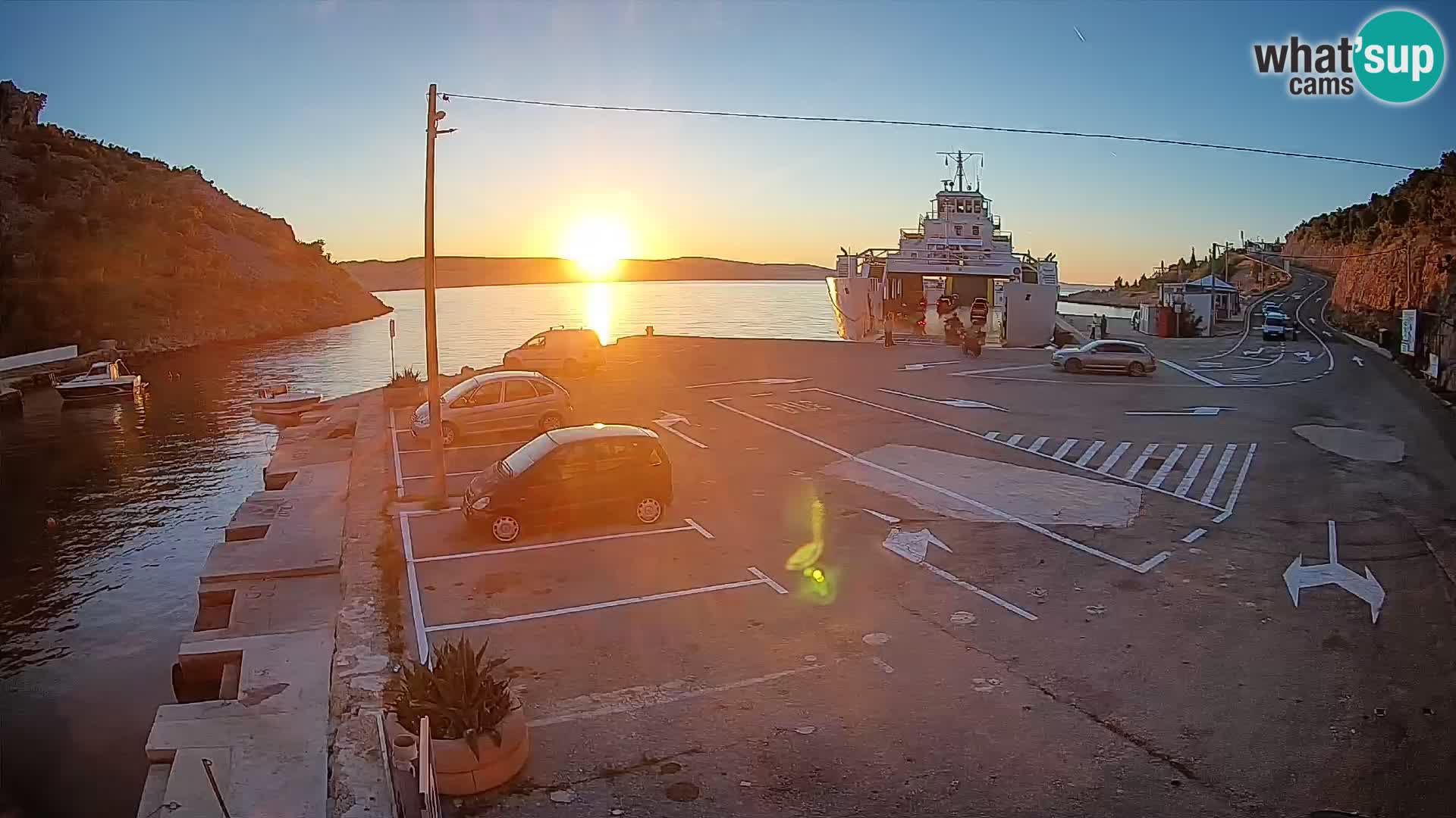 Webcam Prizna ferry port to Pag island
