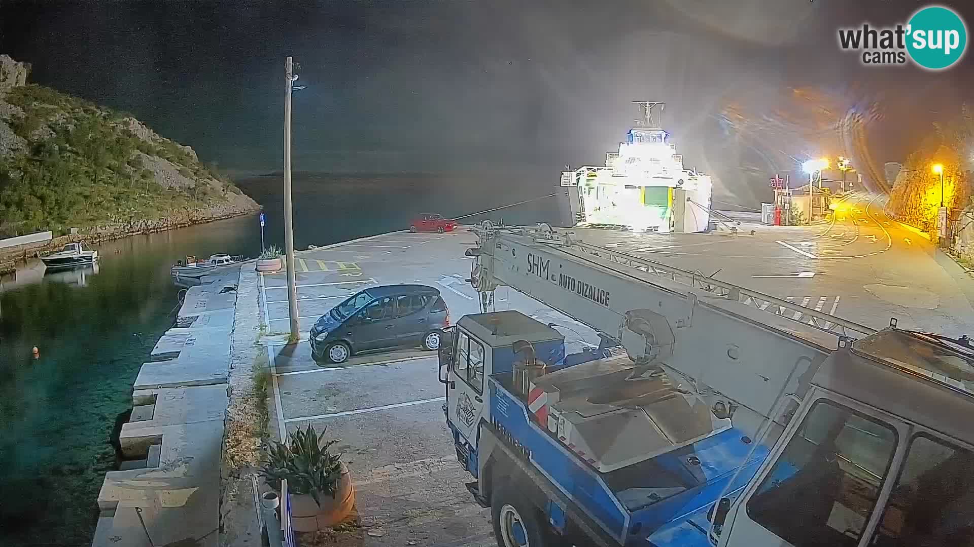 Webcam Prizna ferry port to Pag island