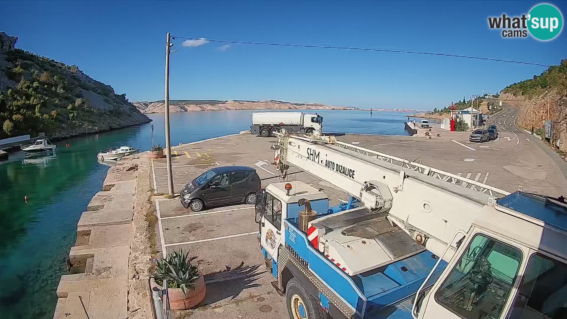 Webcam port de ferry de Prizna – vers l’île de Pag