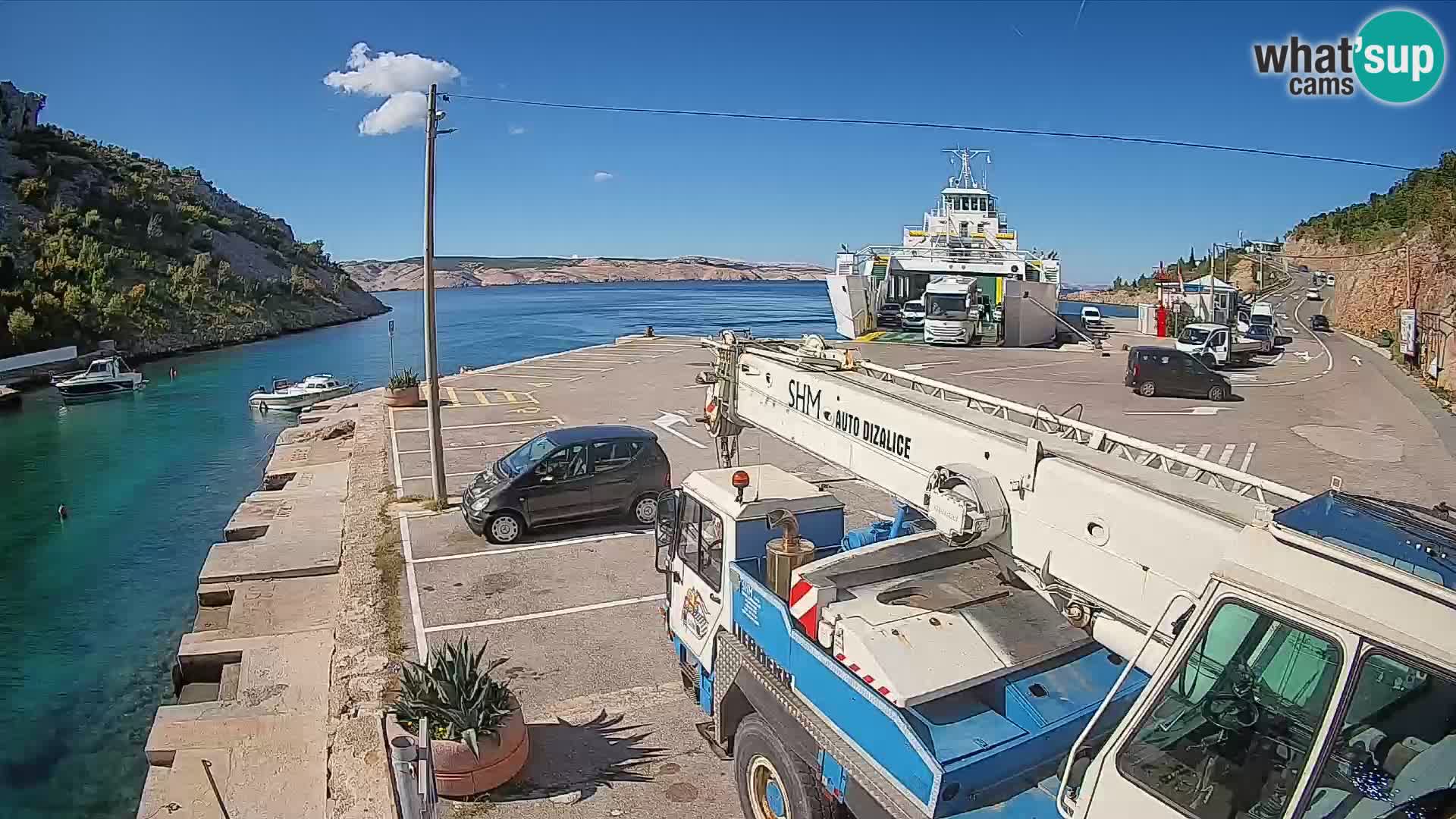 Webcam Prizna ferry port to Pag island