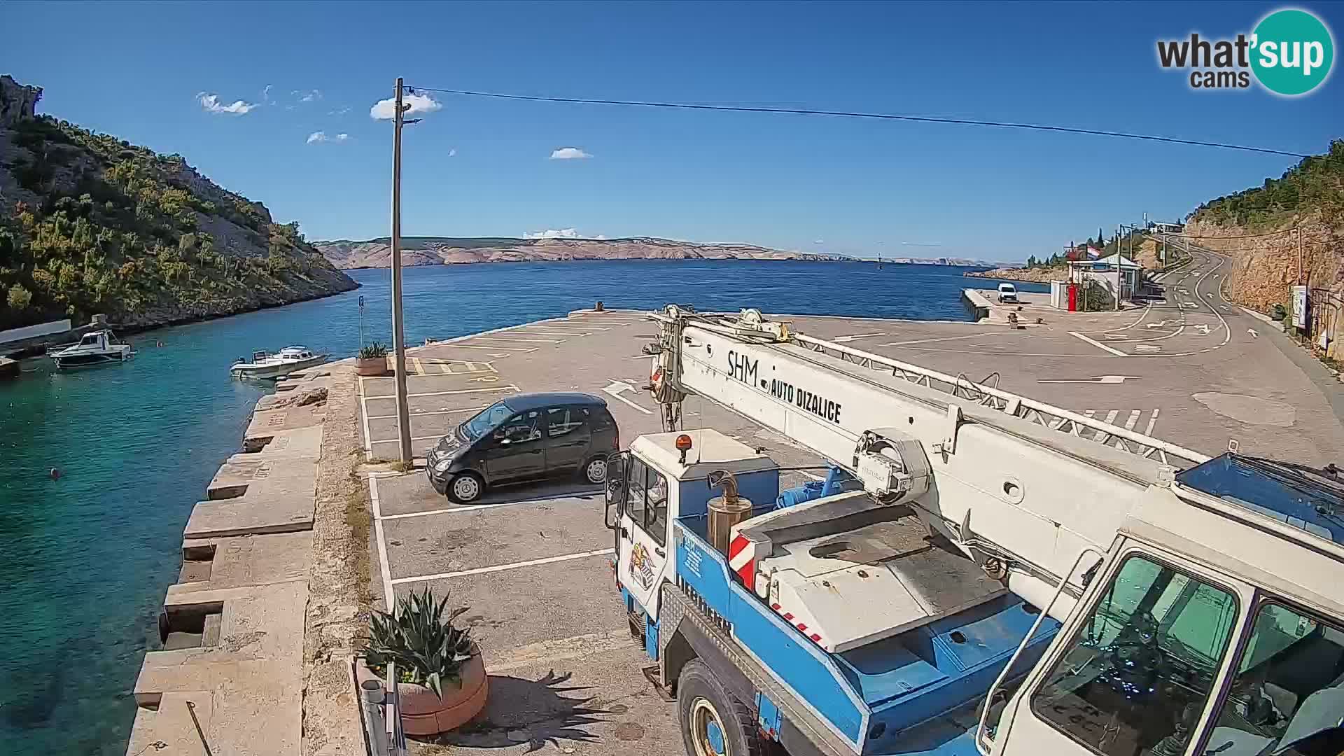 Webcam Prizna ferry port to Pag island