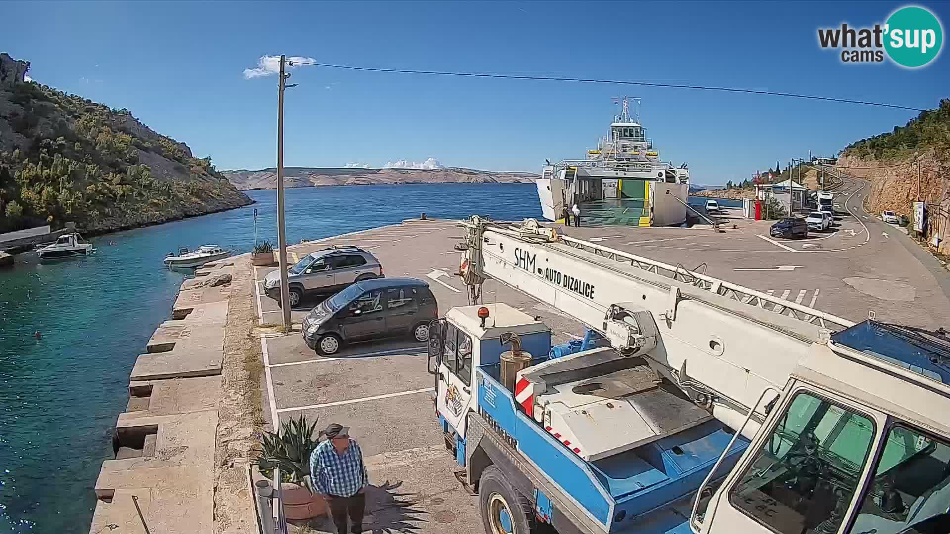 Webcam Prizna ferry port to Pag island