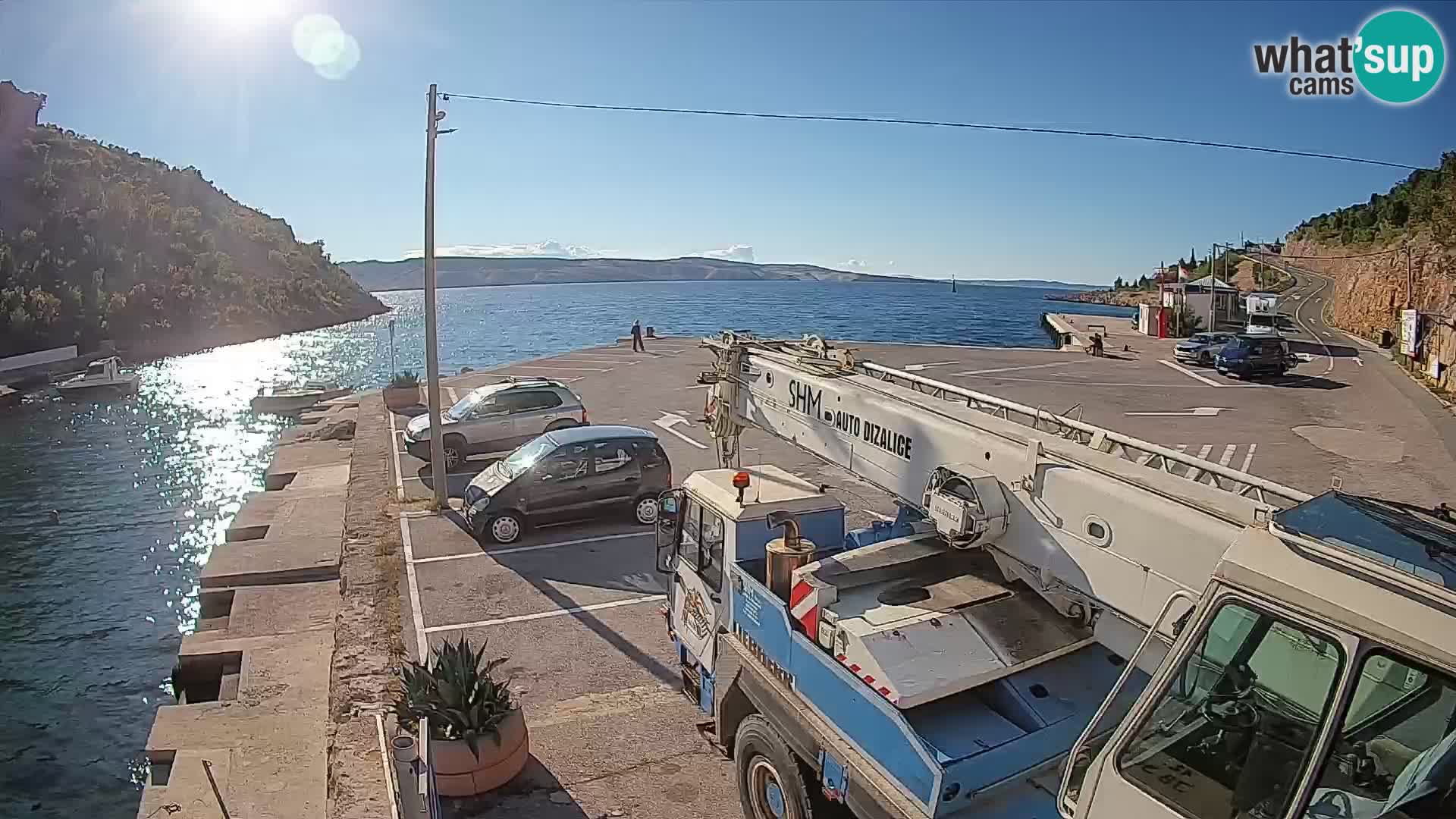 Webcam Prizna ferry port to Pag island