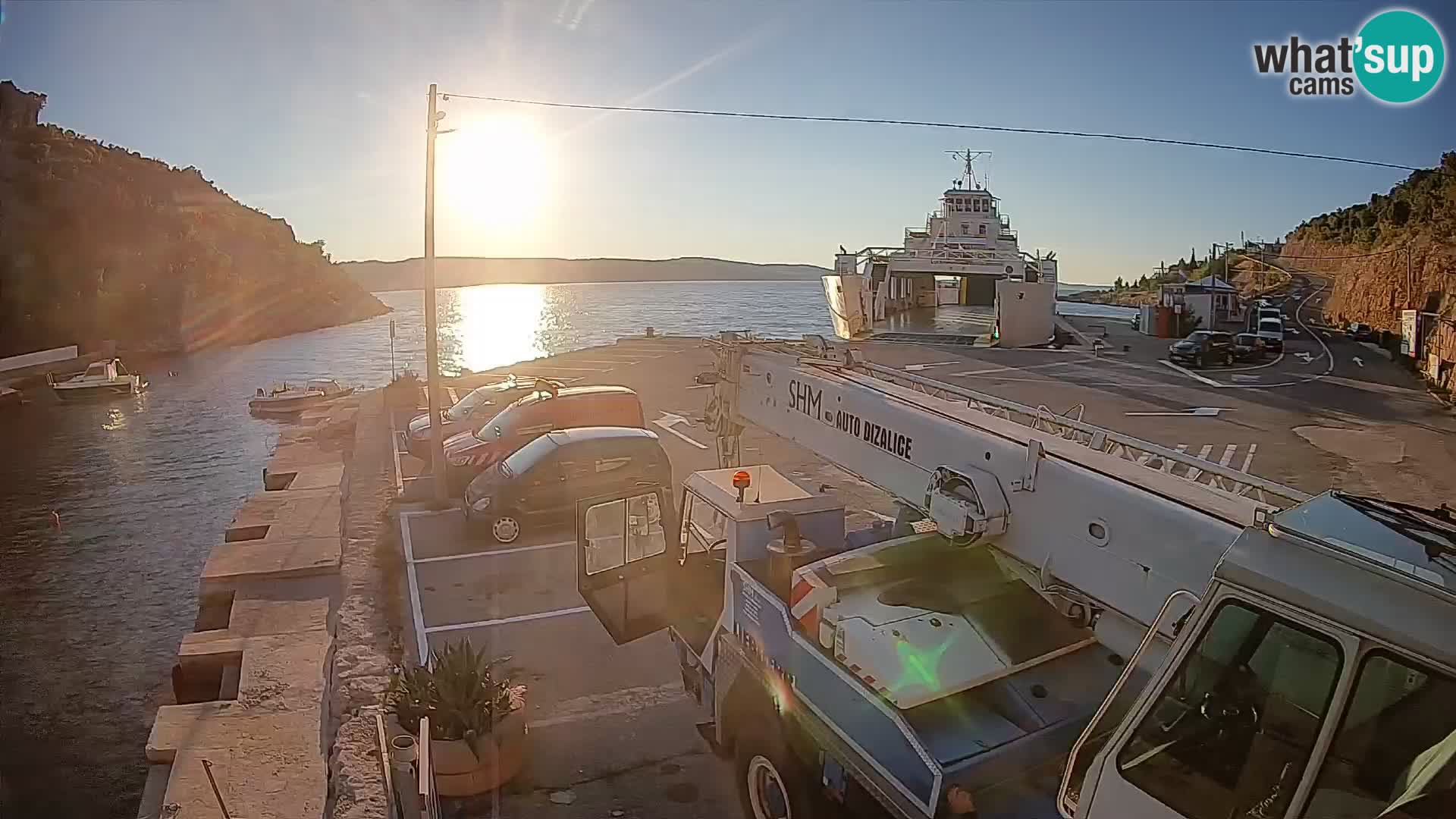 Webcam Fährhafen Prizna – zur Insel Pag