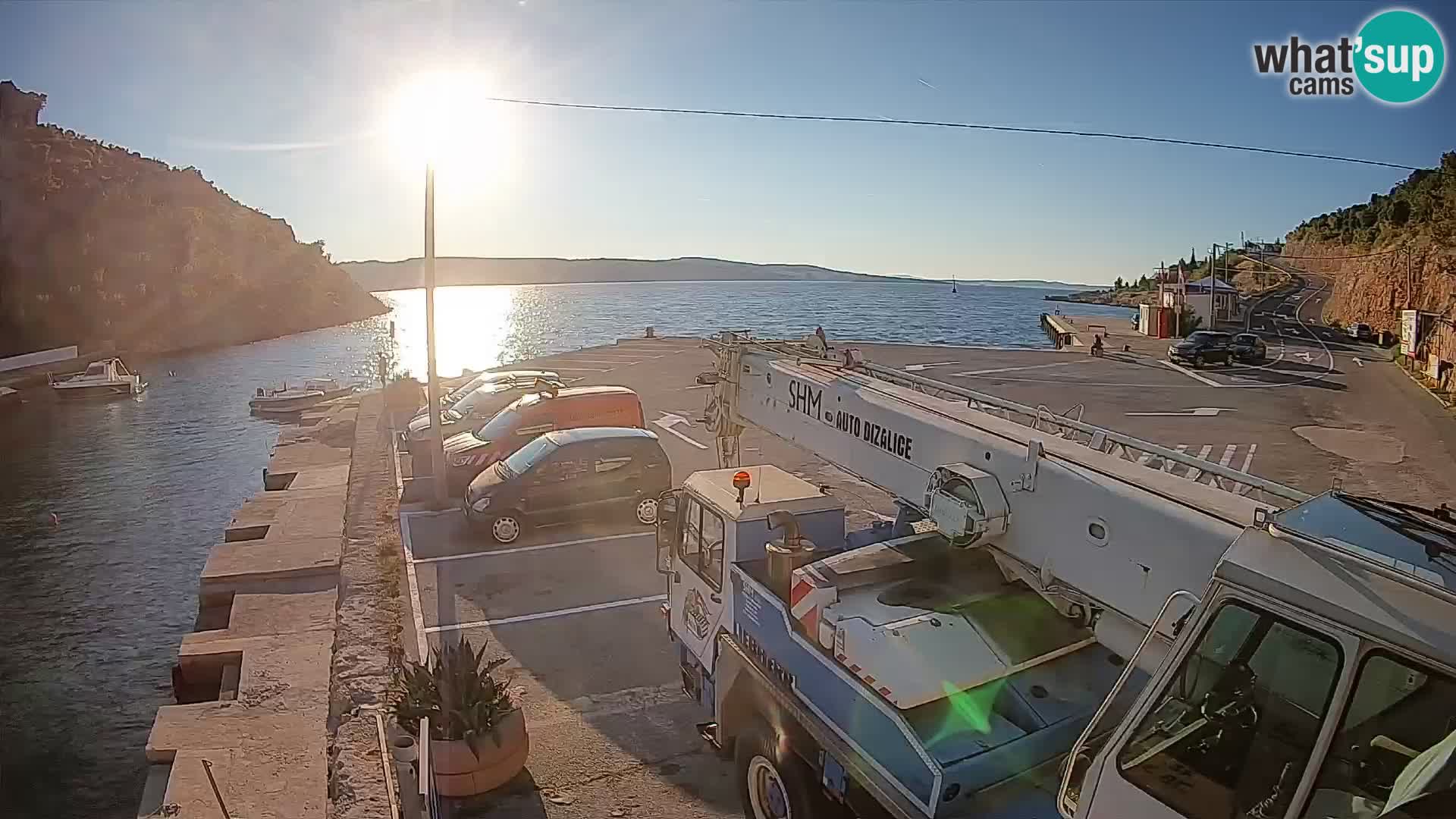 Webcam Prizna ferry port to Pag island