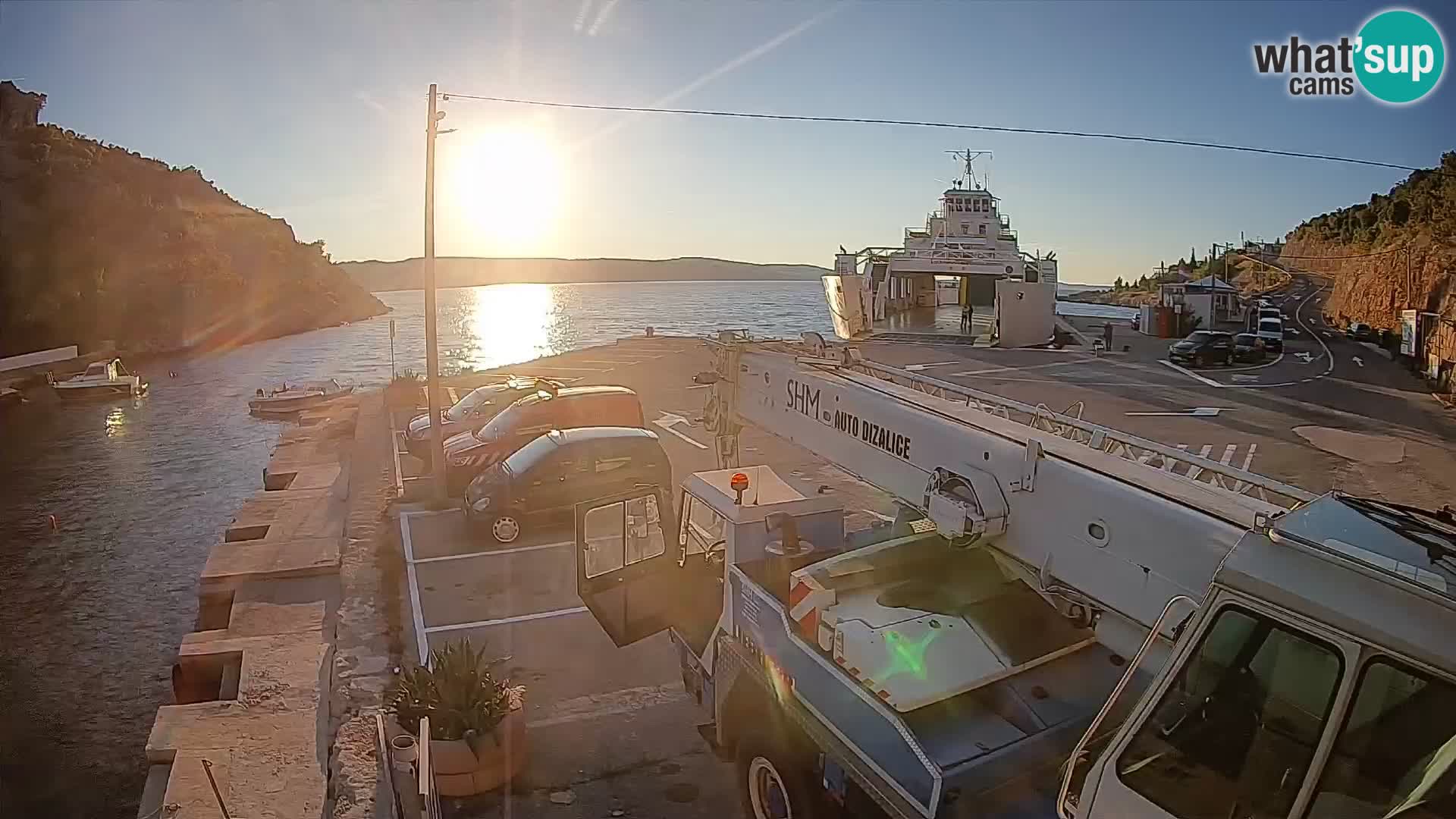 Webcam Fährhafen Prizna – zur Insel Pag