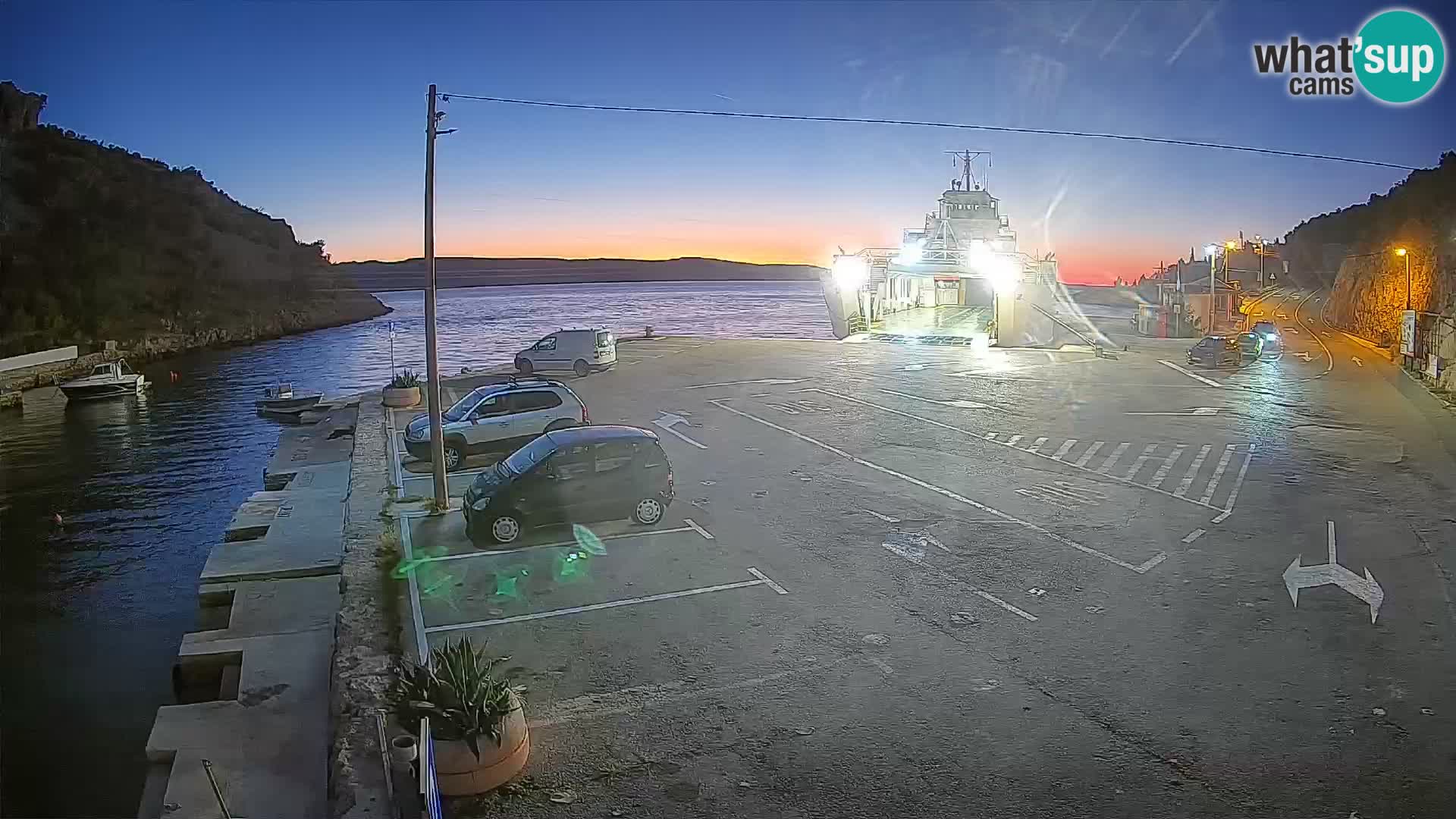 Webcam port de ferry de Prizna – vers l’île de Pag