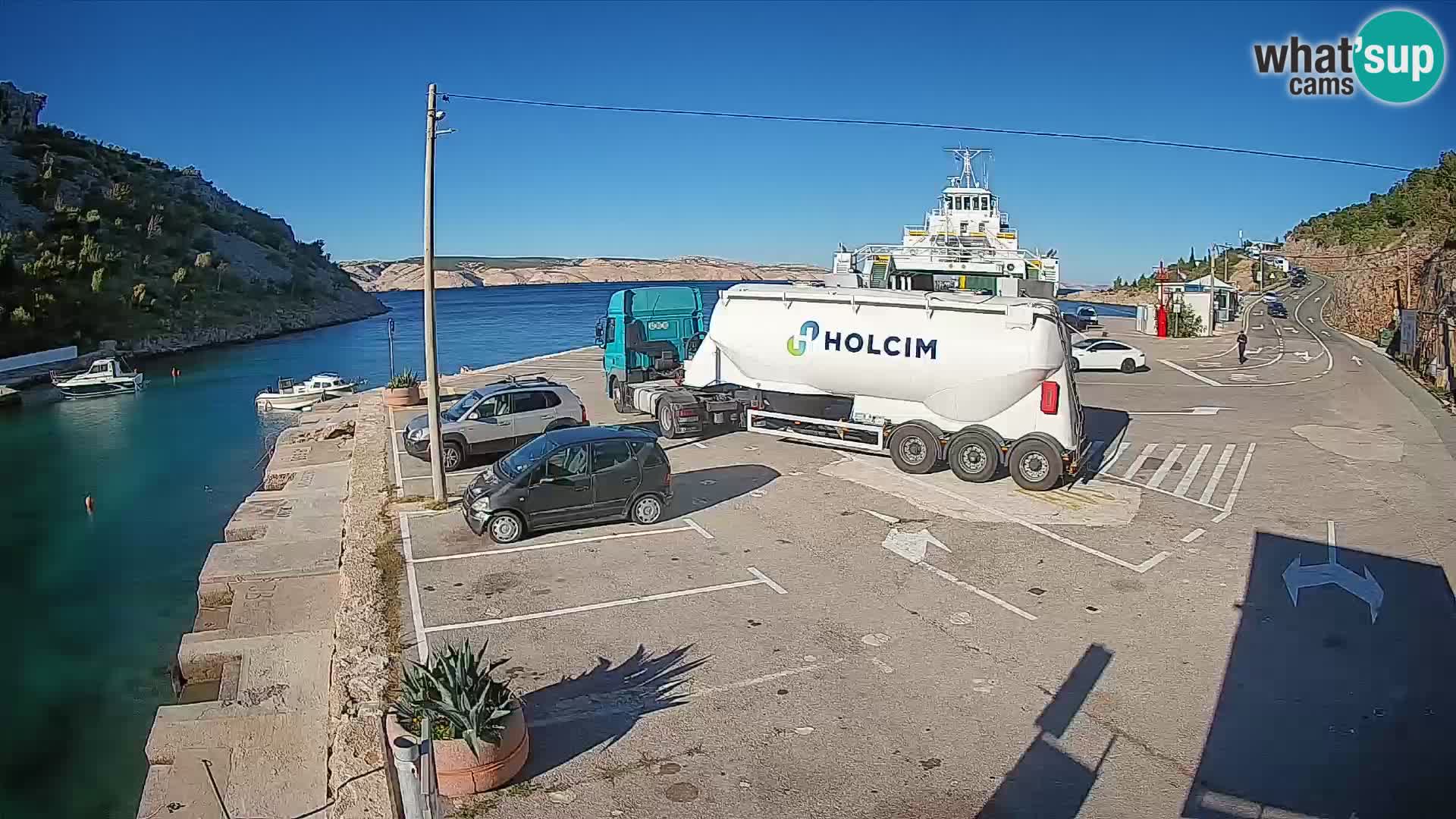 Webcam port de ferry de Prizna – vers l’île de Pag