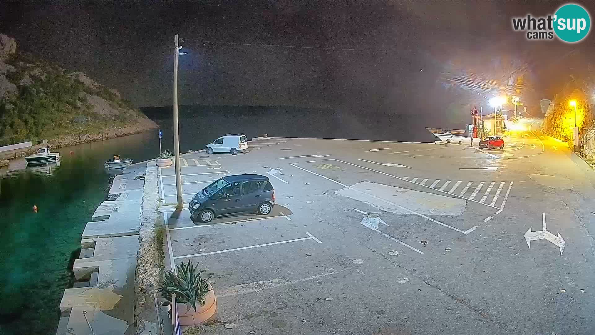 Webcam del puerto de ferris de Prizna – hacia la isla de Pag