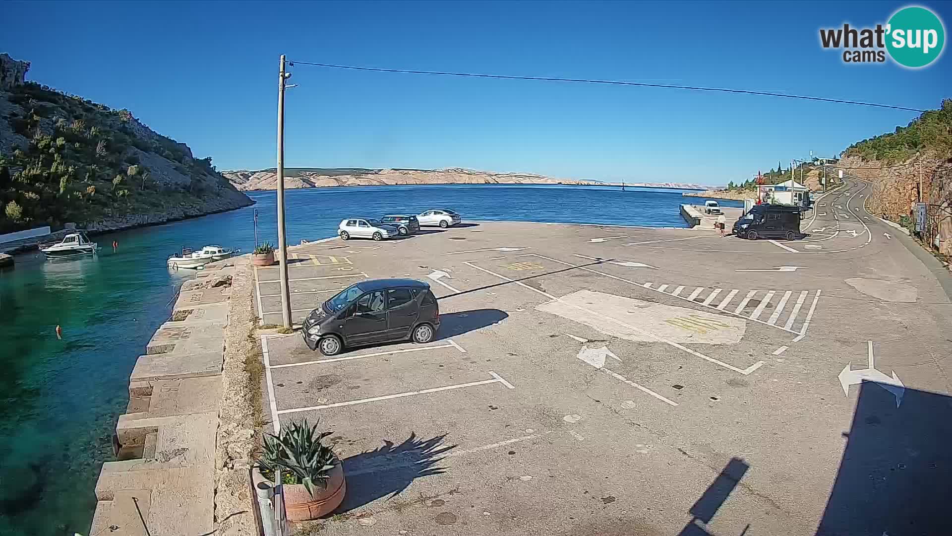 Webcam Prizna ferry port to Pag island