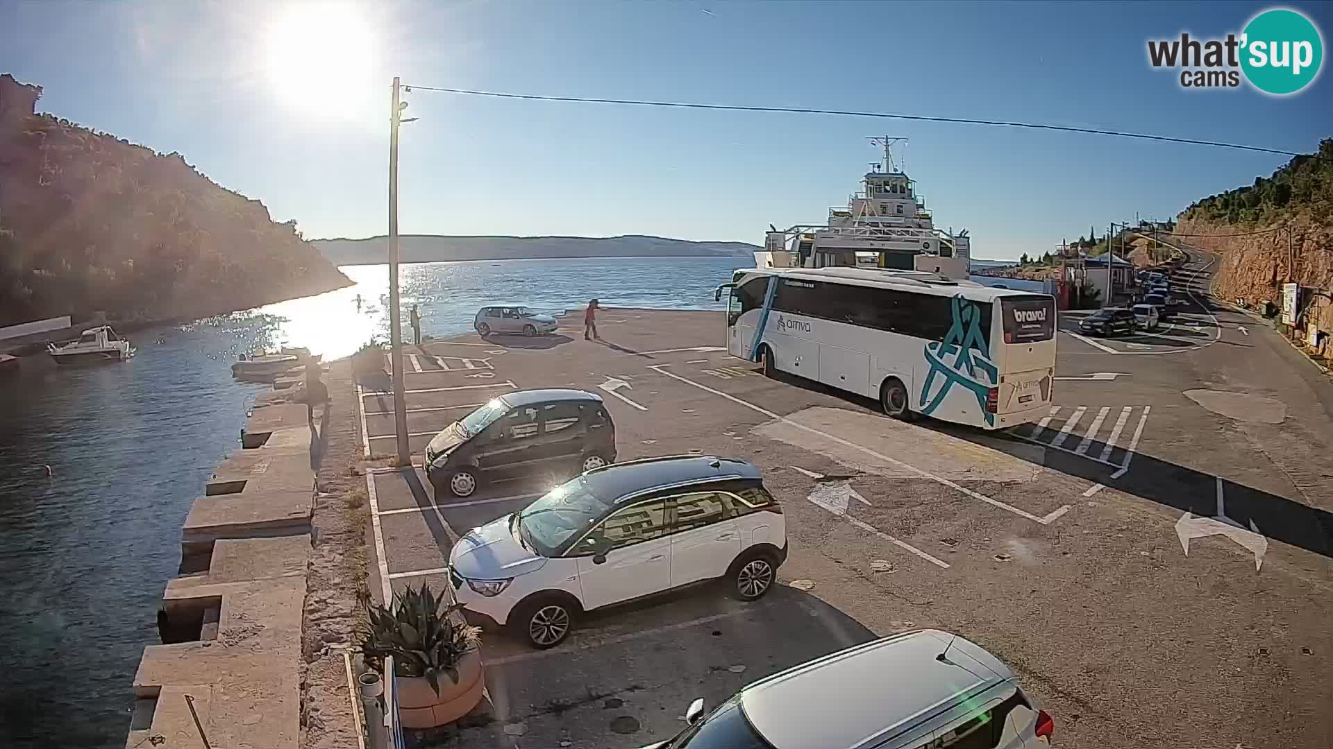 Webcam port de ferry de Prizna – vers l’île de Pag