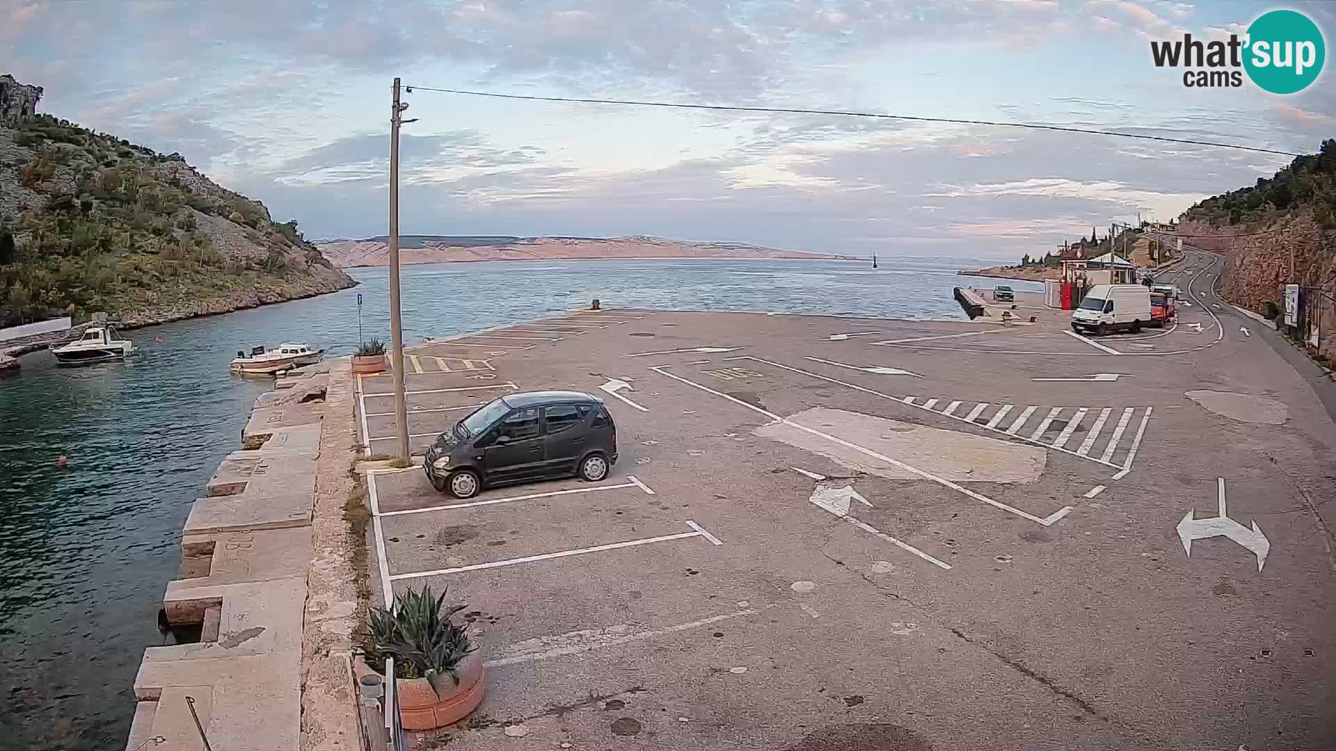 Webcam port de ferry de Prizna – vers l’île de Pag