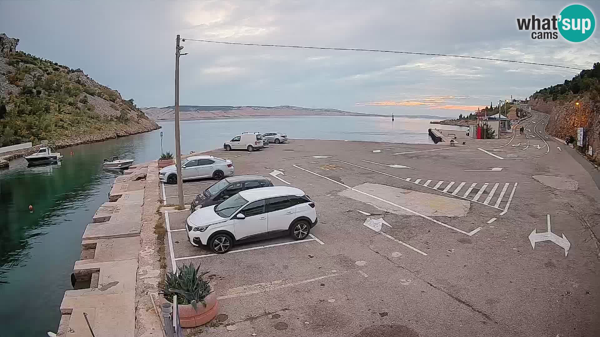 Webcam port de ferry de Prizna – vers l’île de Pag