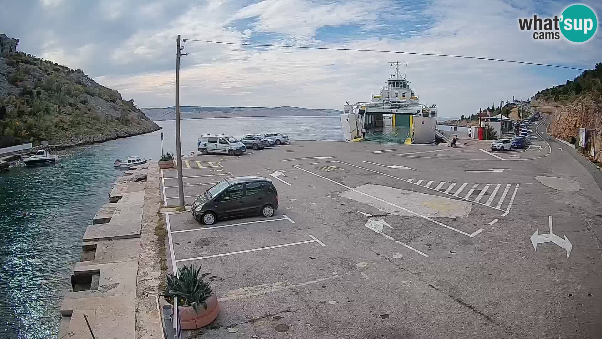 Webcam Prizna ferry port to Pag island