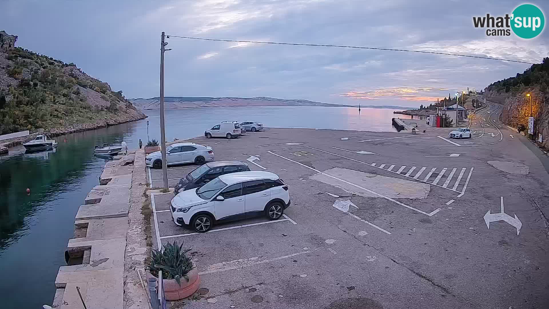 Webcam Prizna ferry port to Pag island
