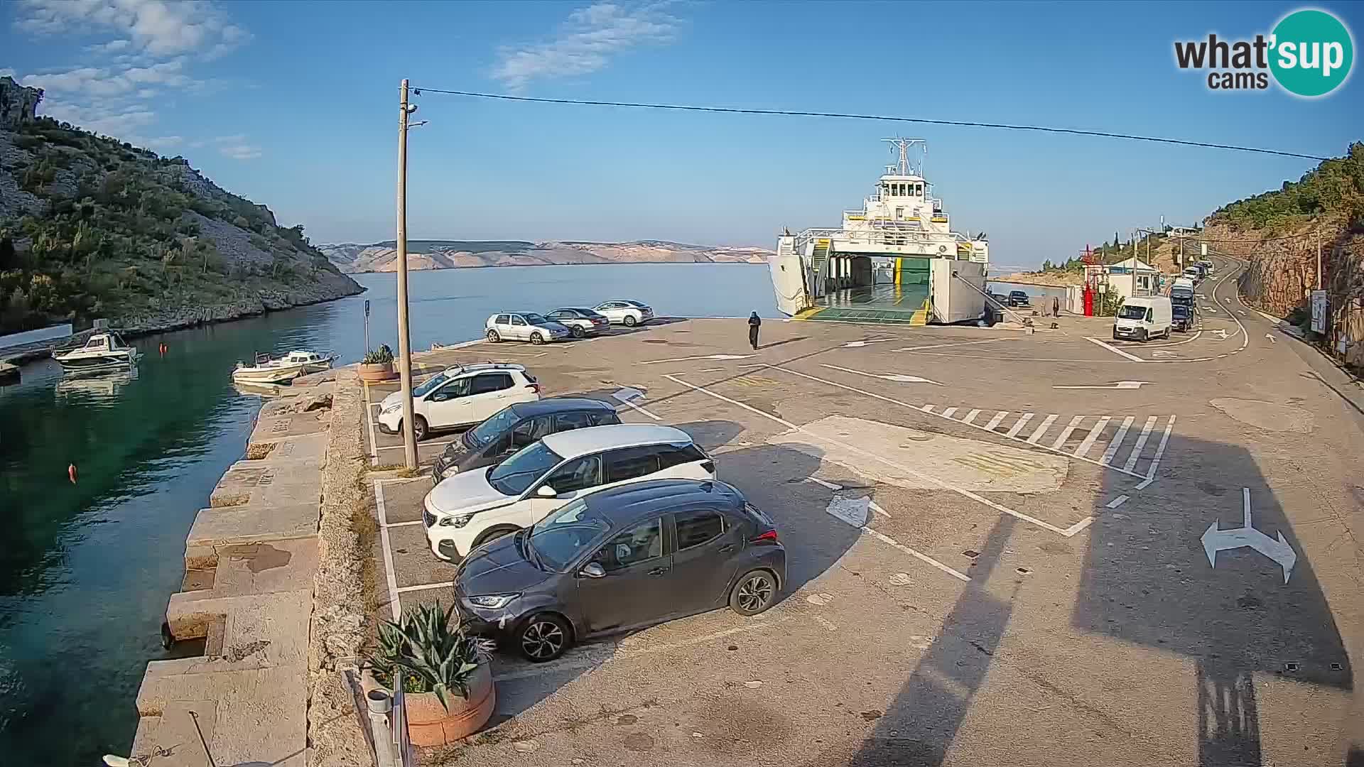 Webcam Prizna ferry port to Pag island