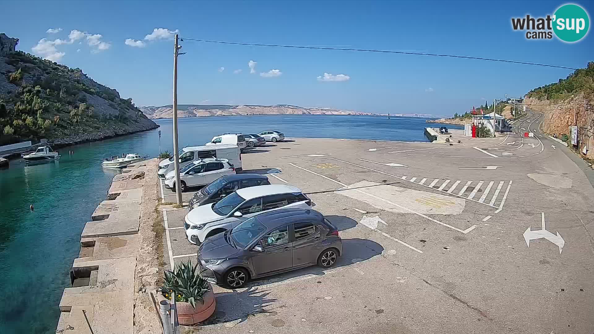 Webcam del puerto de ferris de Prizna – hacia la isla de Pag