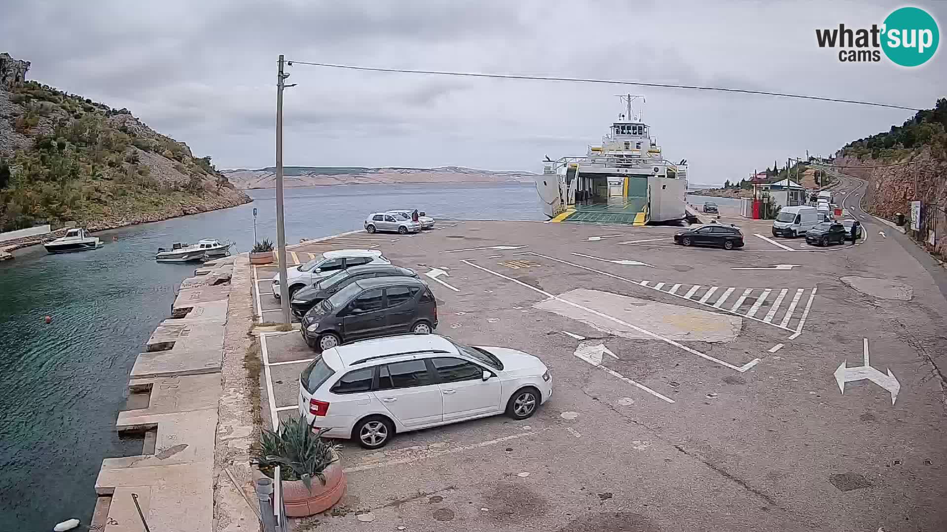 Webcam Prizna ferry port to Pag island