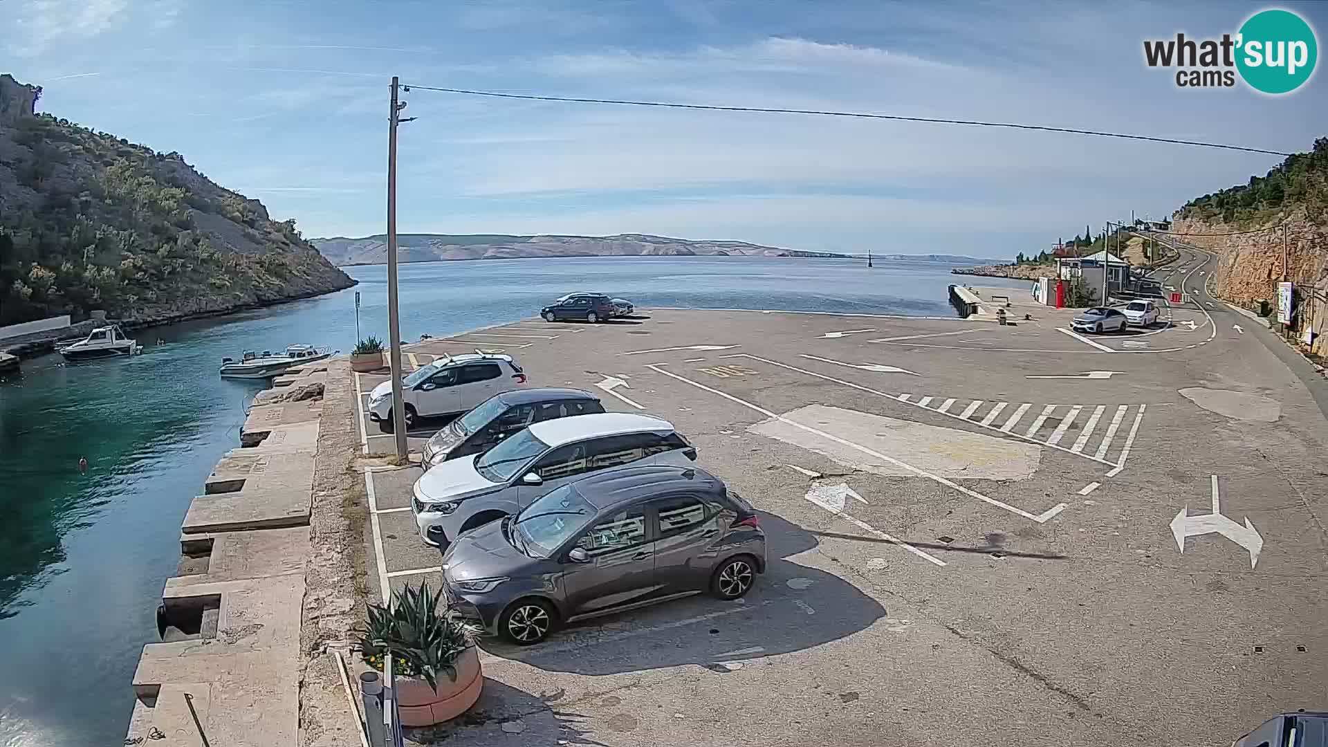 Webcam del puerto de ferris de Prizna – hacia la isla de Pag