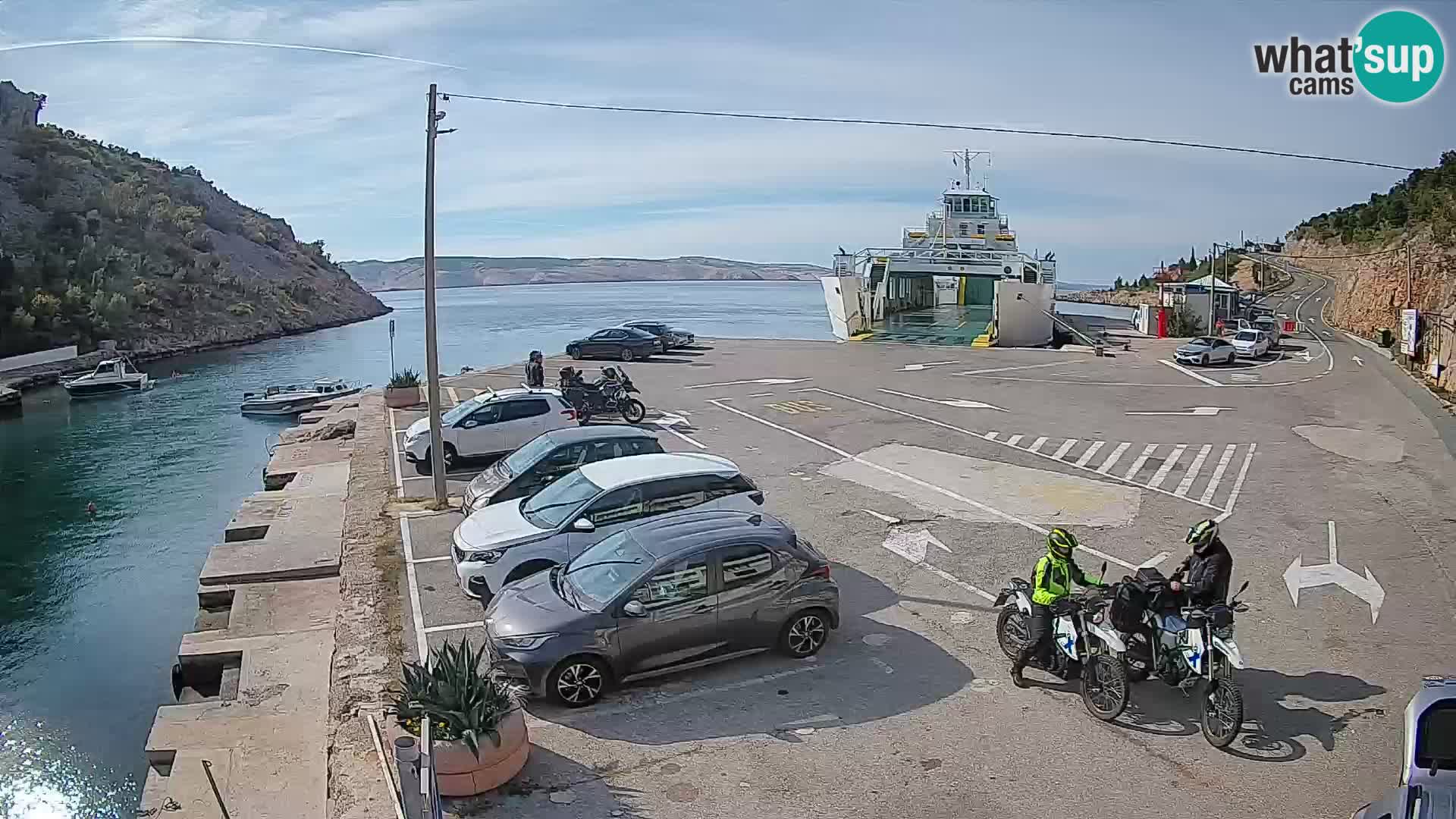 Webcam Prizna ferry port to Pag island