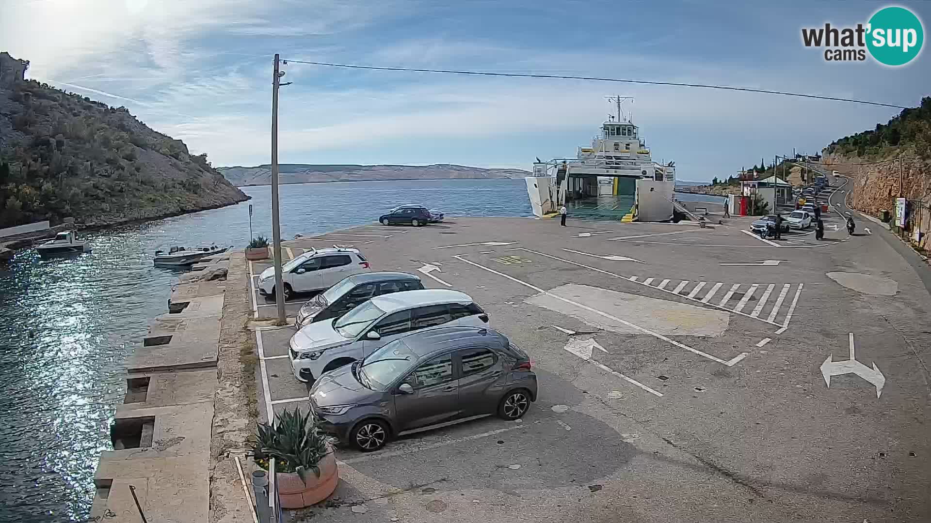 Webcam Prizna ferry port to Pag island