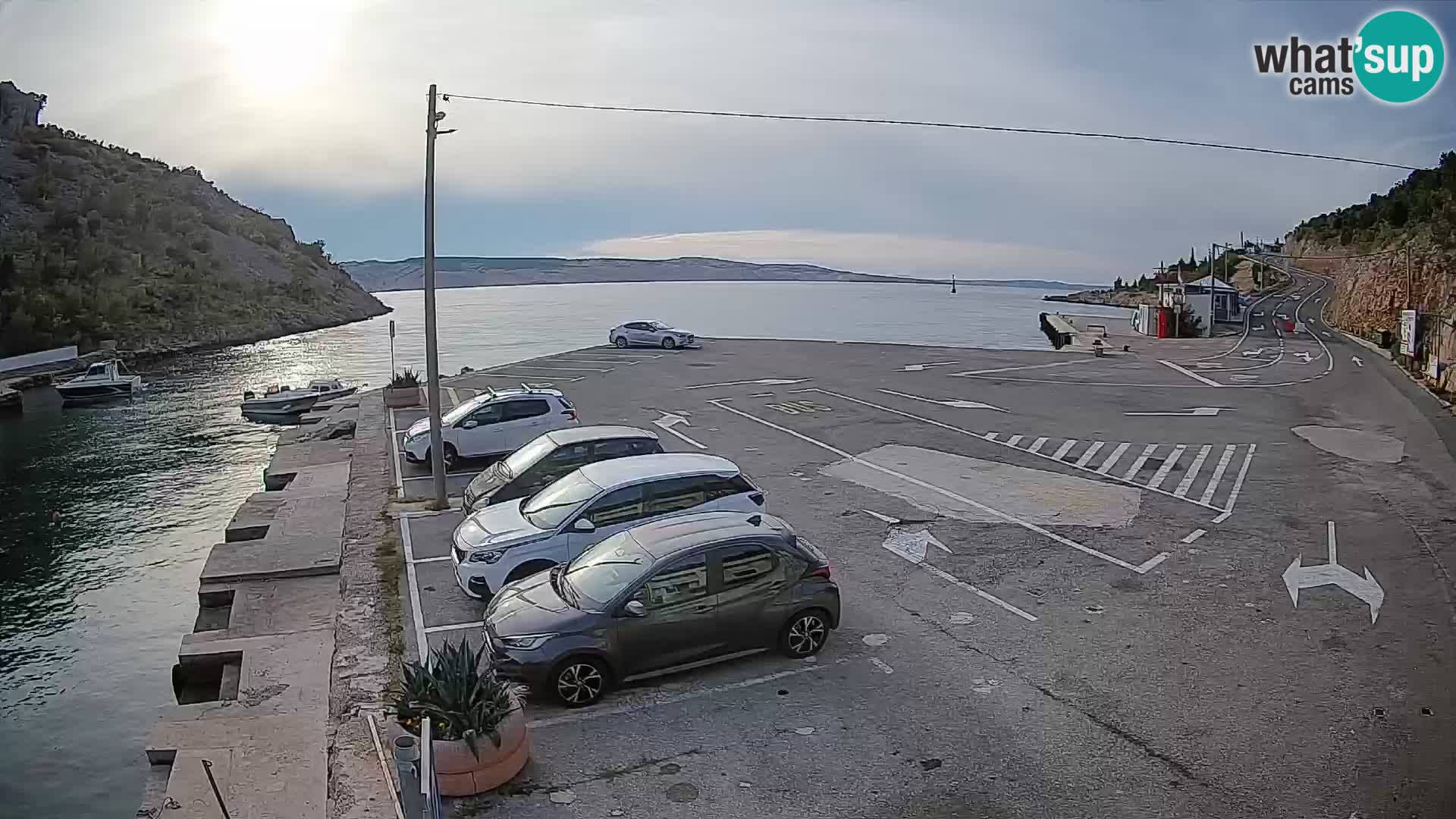 Webcam Prizna ferry port to Pag island