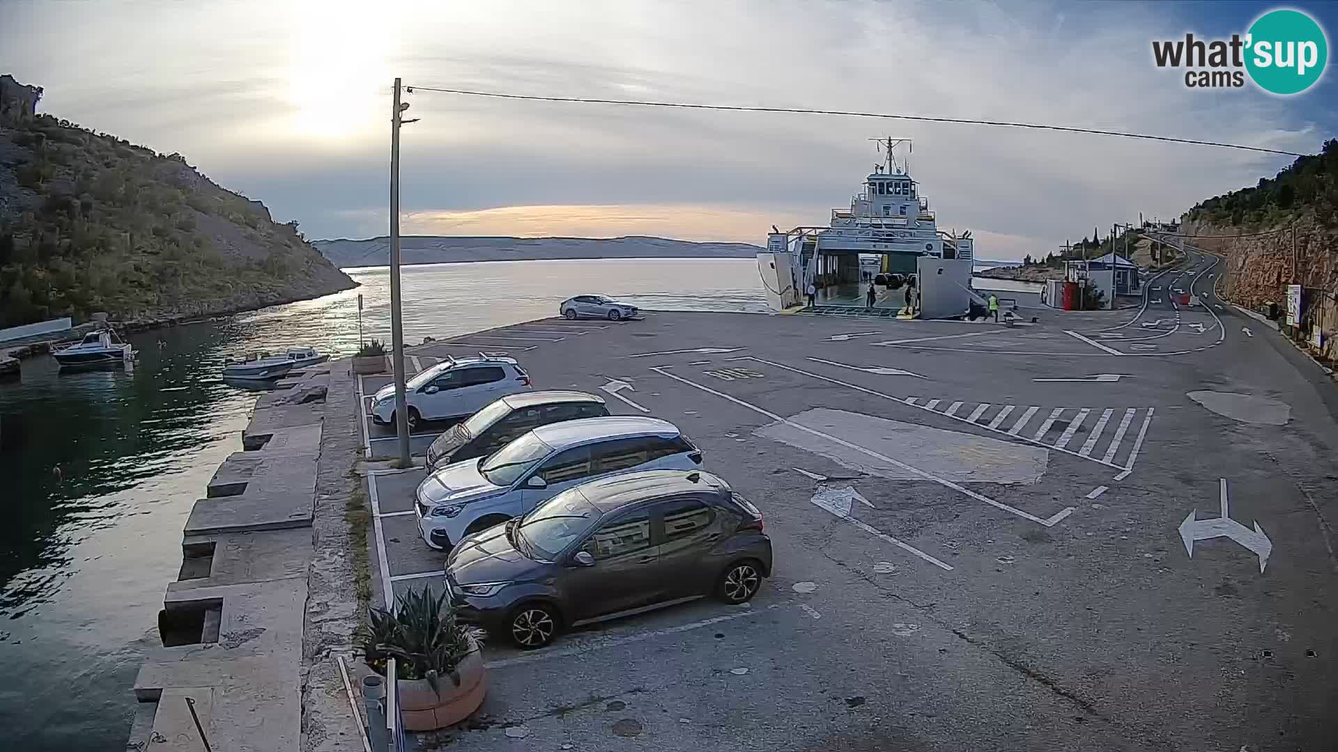 Webcam Prizna ferry port to Pag island