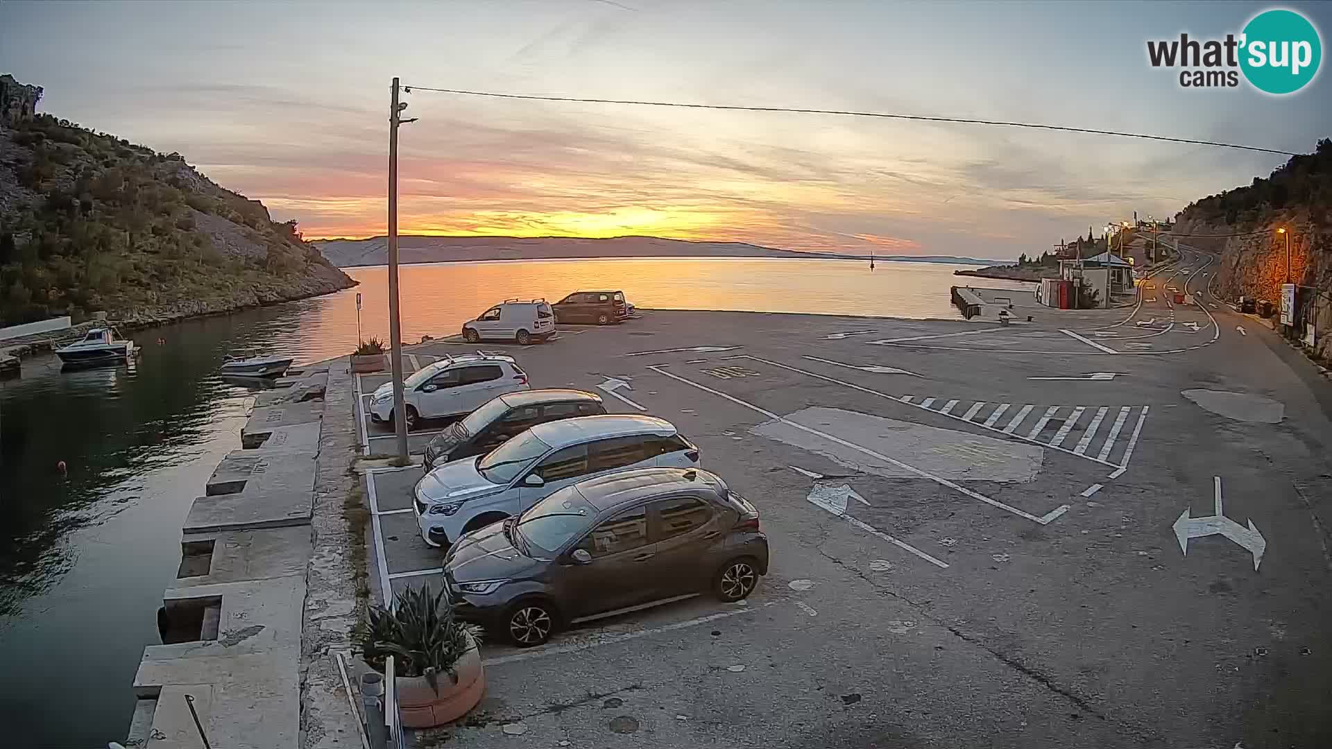 Webcam Prizna ferry port to Pag island